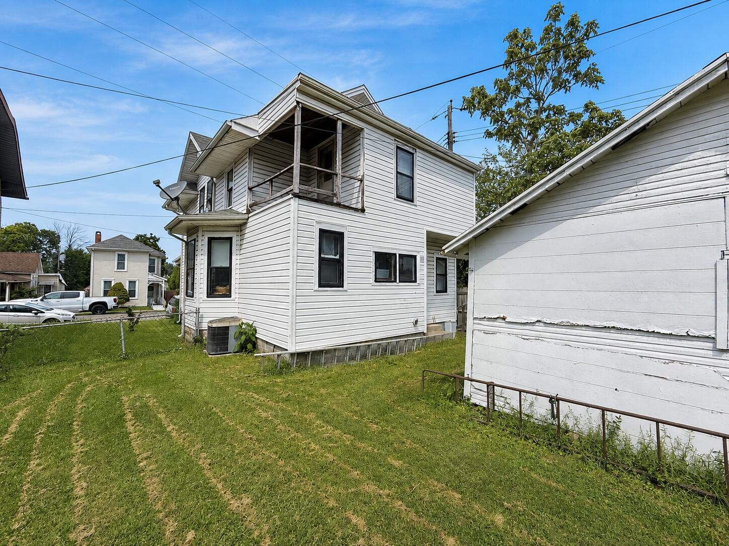 1815 Edwards Avenue Property Photo 5