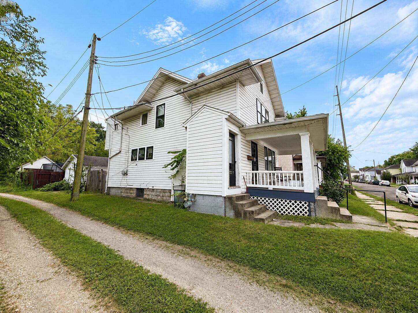 1815 Edwards Avenue Property Photo 6