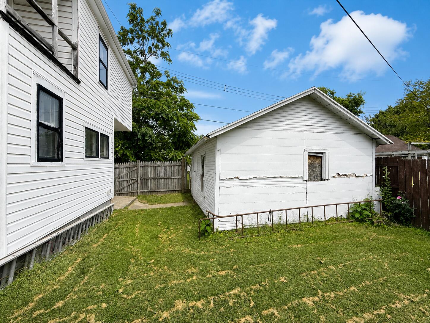 1815 Edwards Avenue Property Photo 7