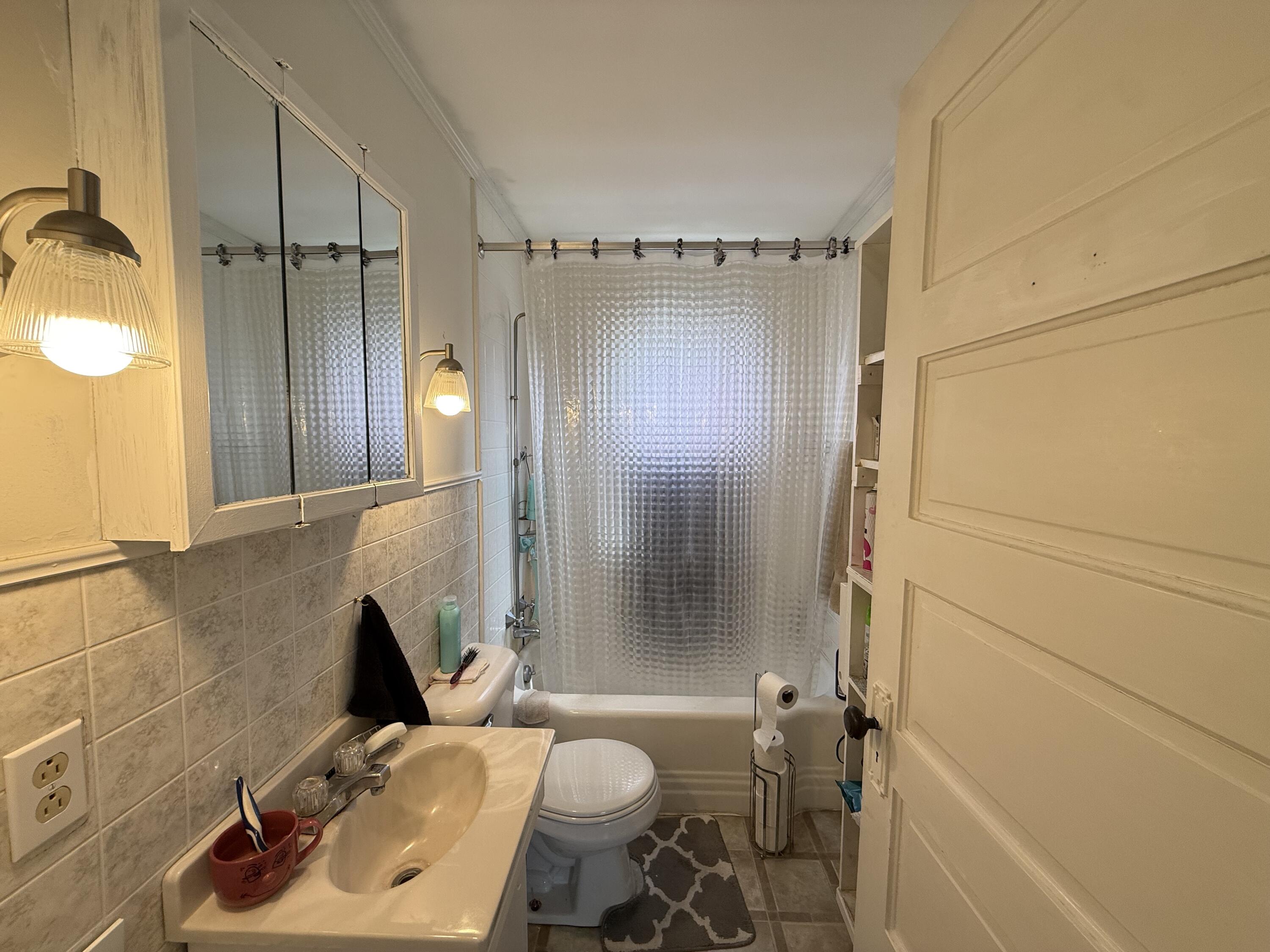 1815 Edwards Avenue Property Photo 10