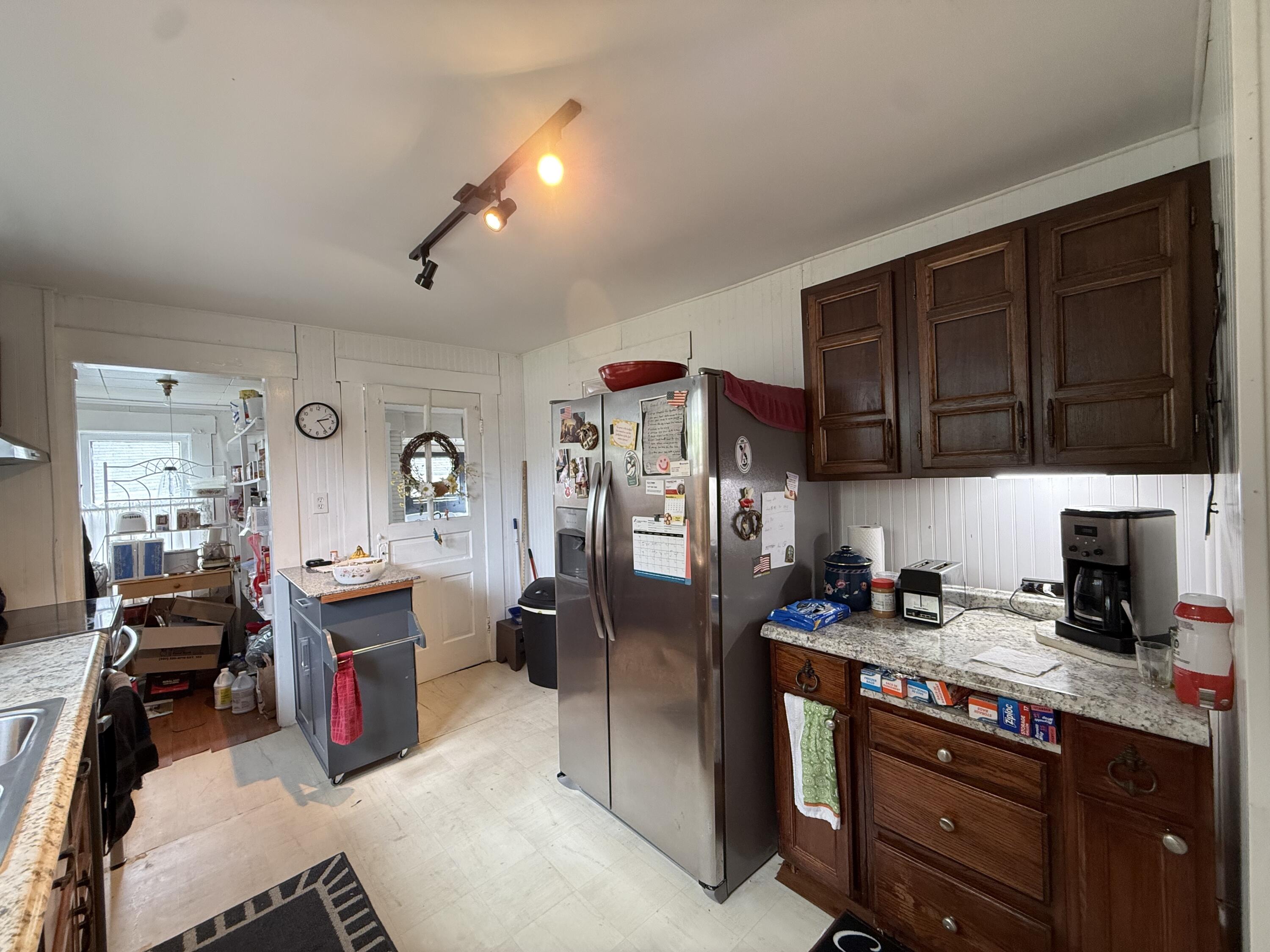 1815 Edwards Avenue Property Photo 11