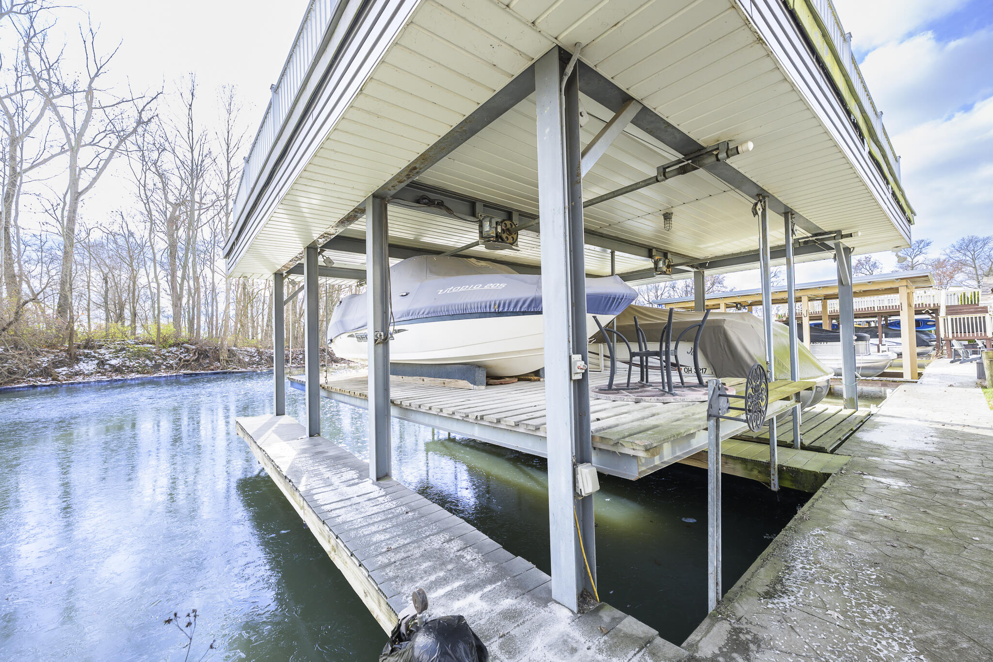 9281 Willow View Road Property Photo 8