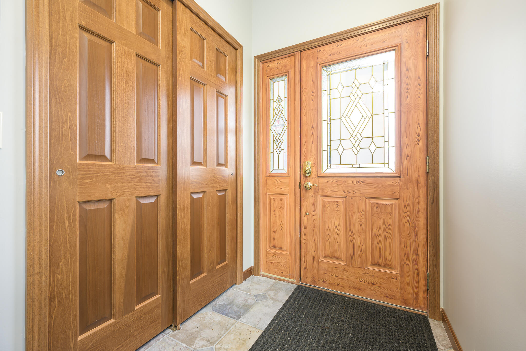 9281 Willow View Road Property Photo 14