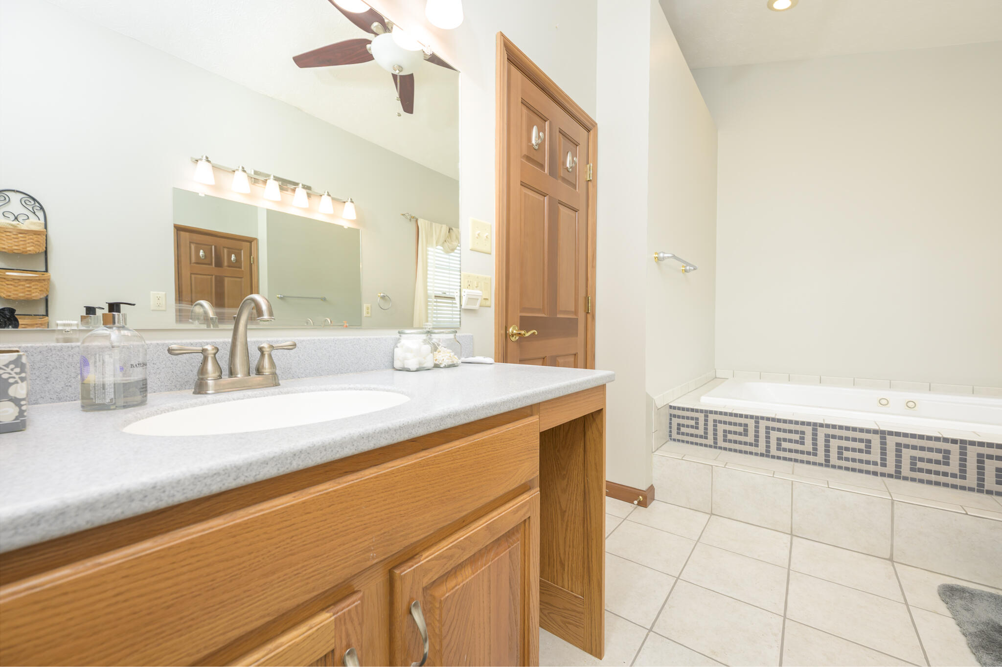 9281 Willow View Road Property Photo 34
