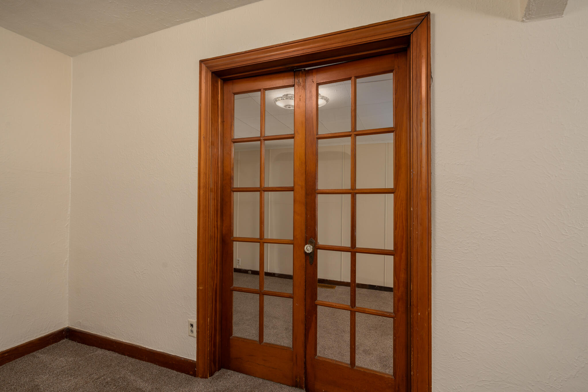 210 N Maple Avenue Property Photo 4