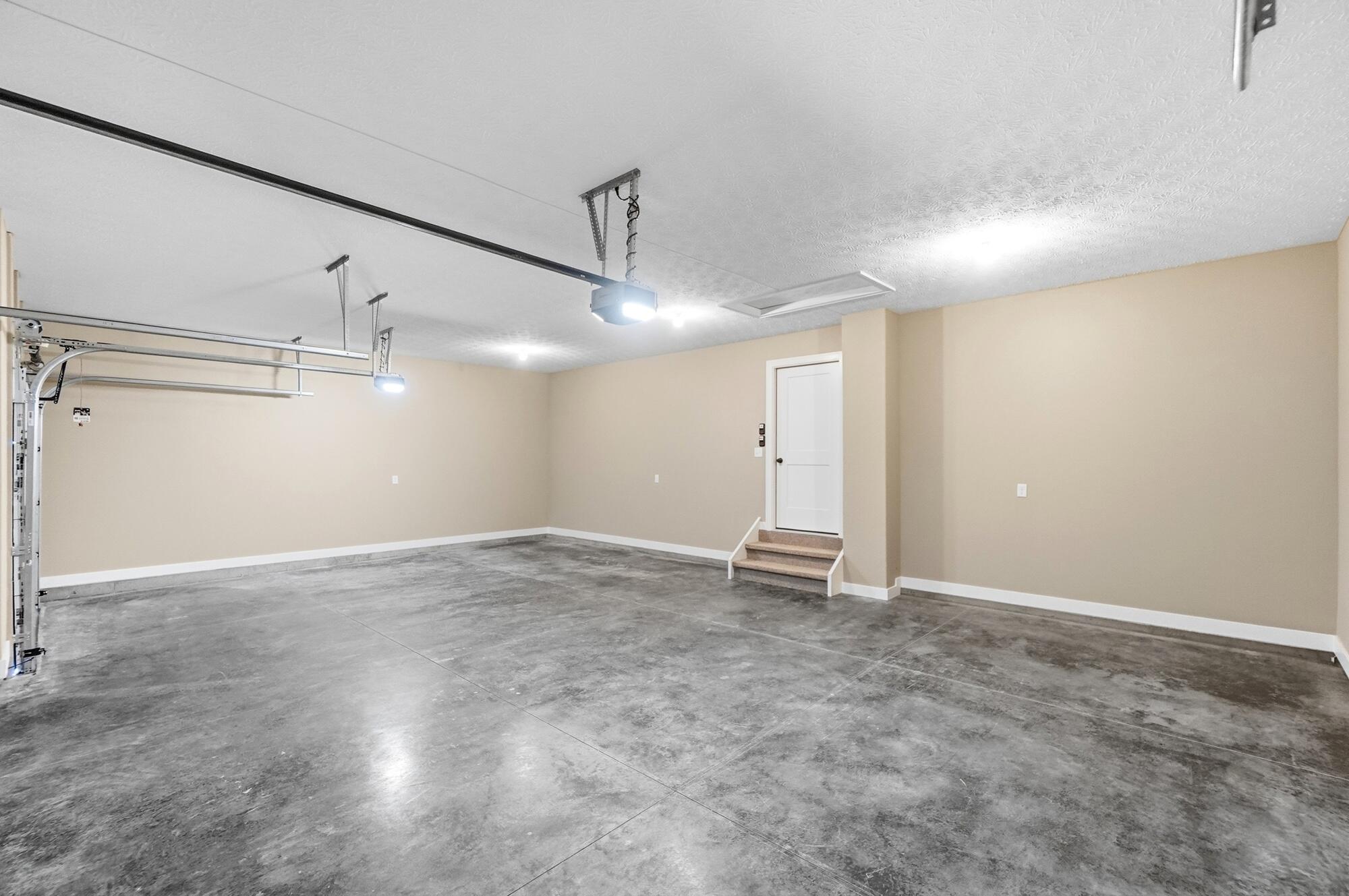 2761 Executive Drive Property Photo 30