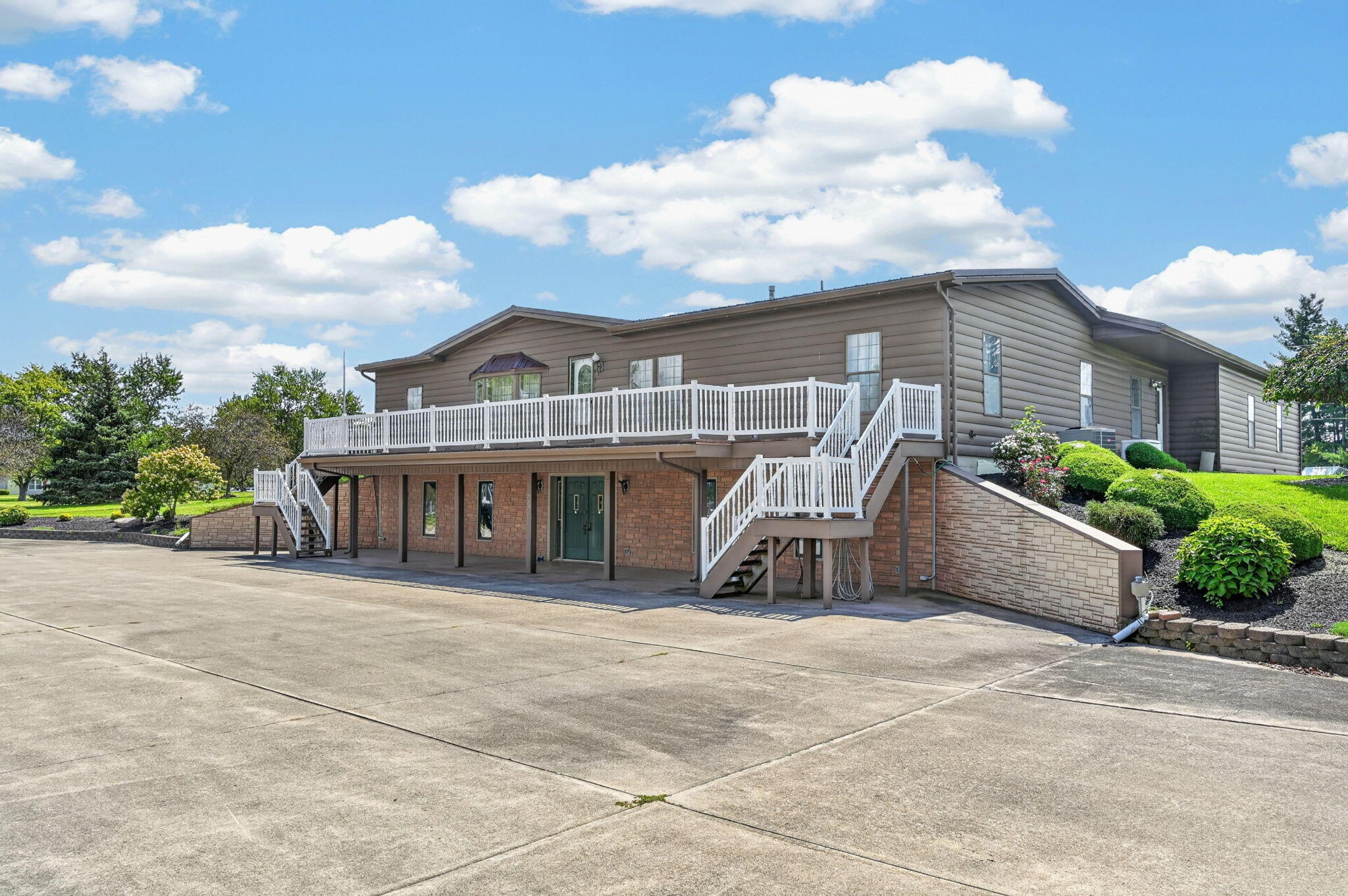 7206 State Route 707 Property Photo 1