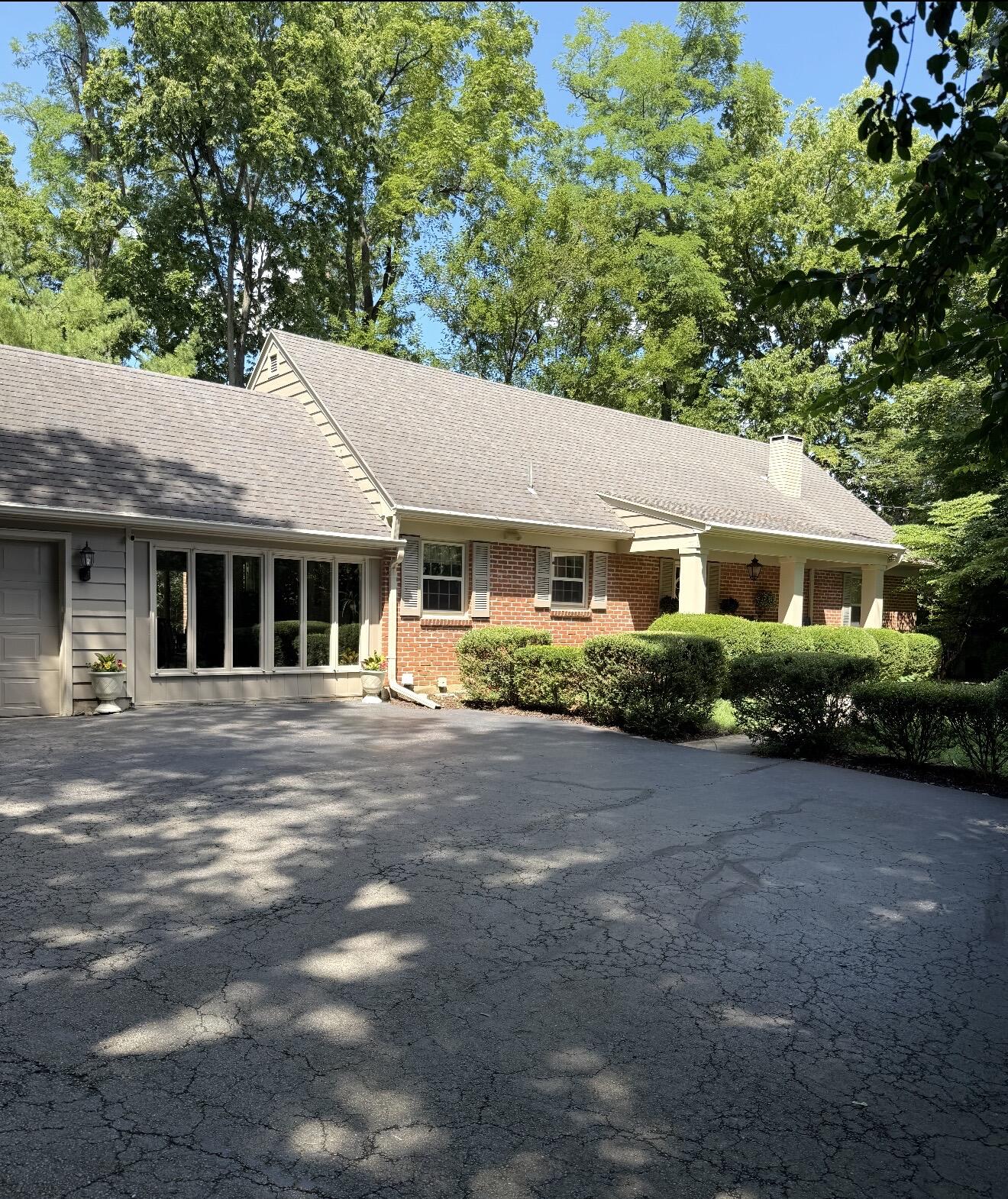 106 S Ridge Avenue Property Photo 1