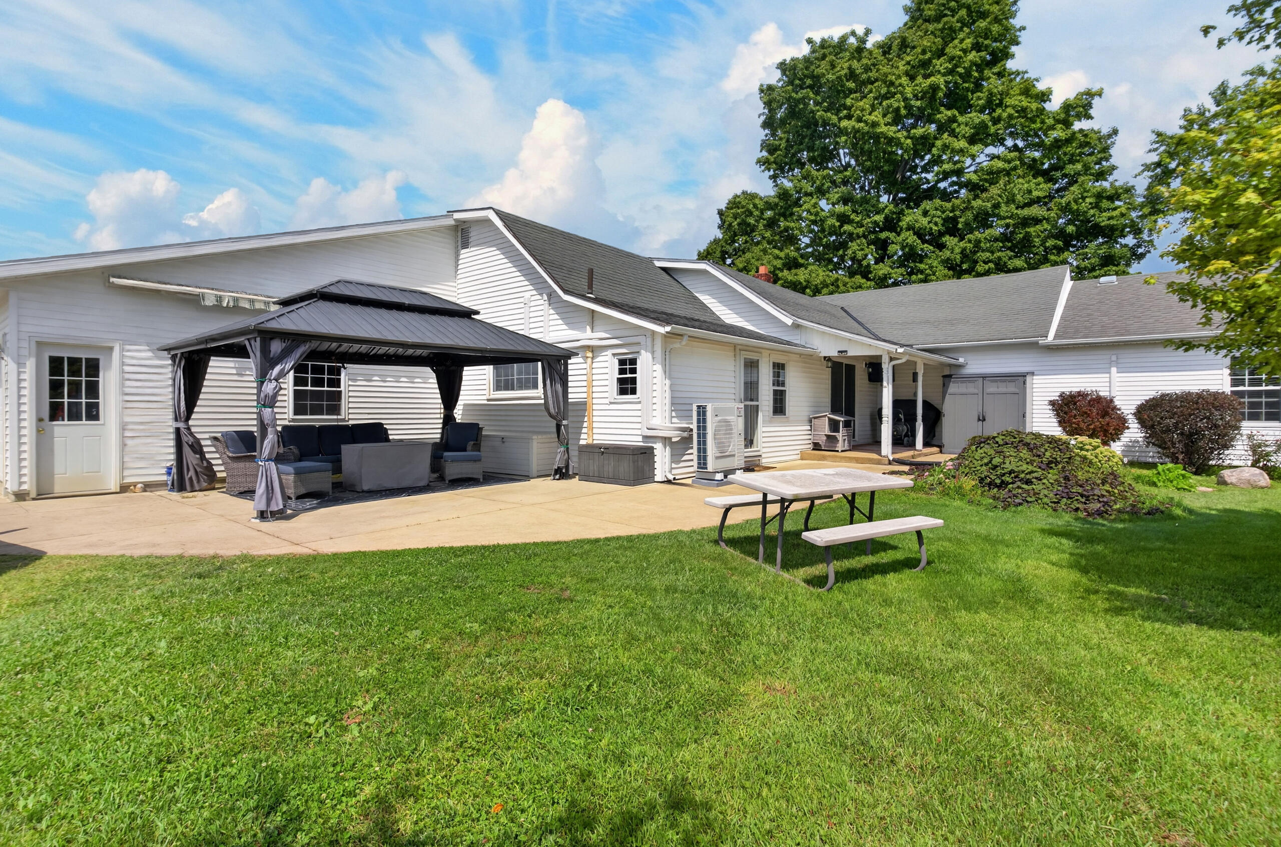 6693 Township Road 30 Property Photo 54