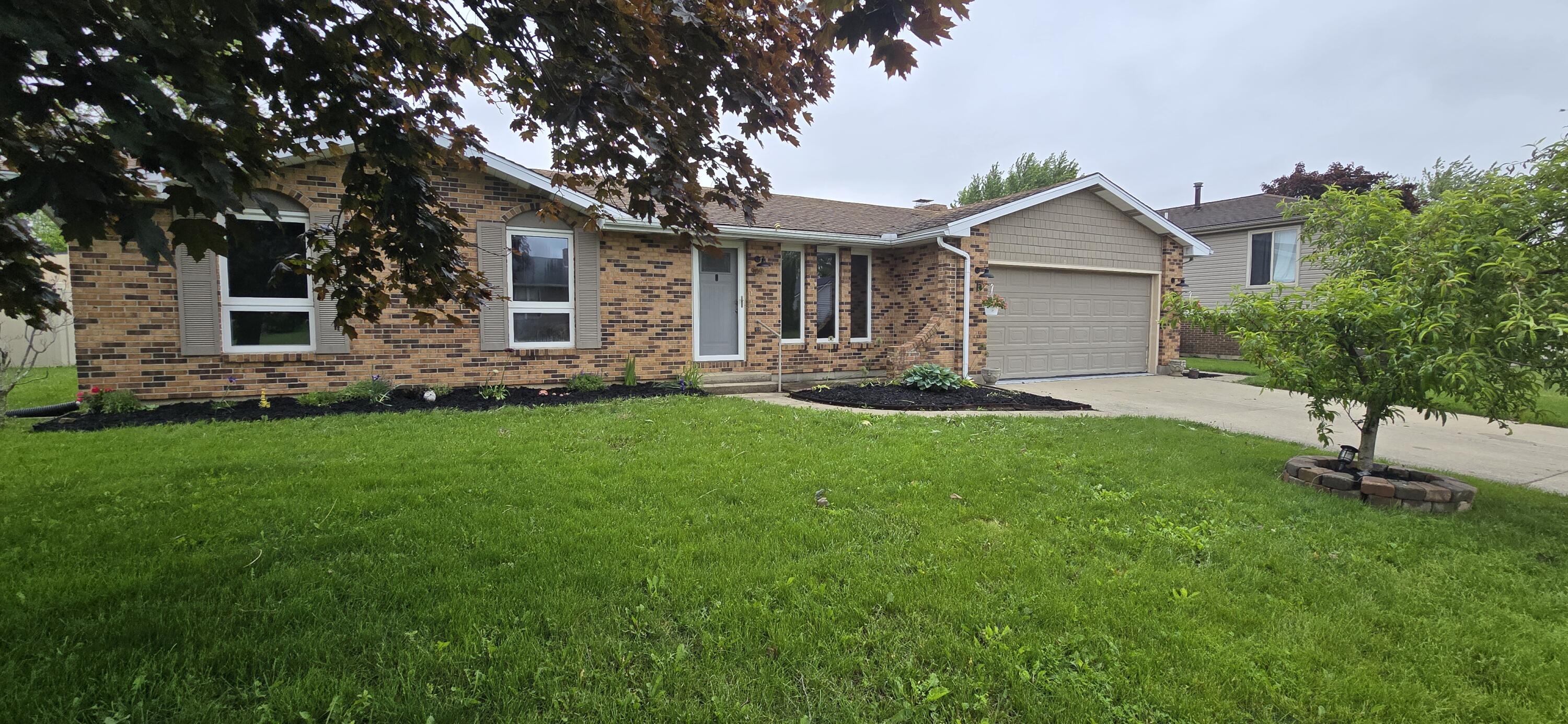 905 Canterbury Drive Property Photo 1