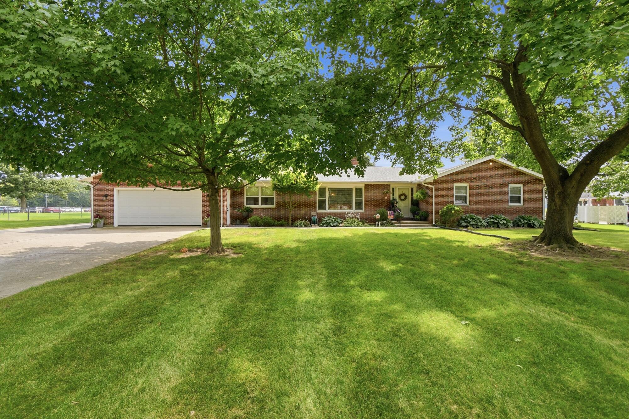 2643 Elmview Drive Property Photo 1
