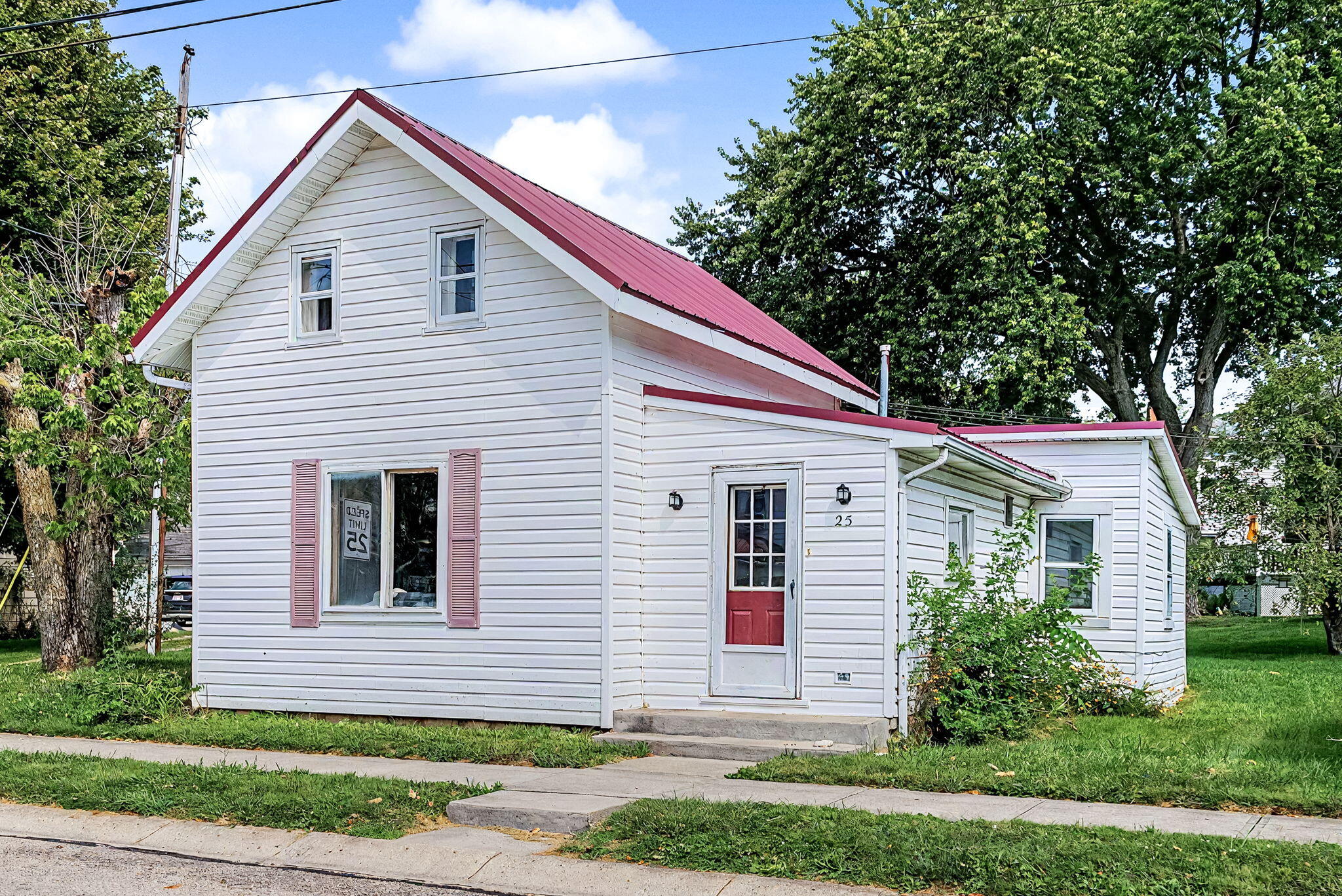 25 Jamestown Road