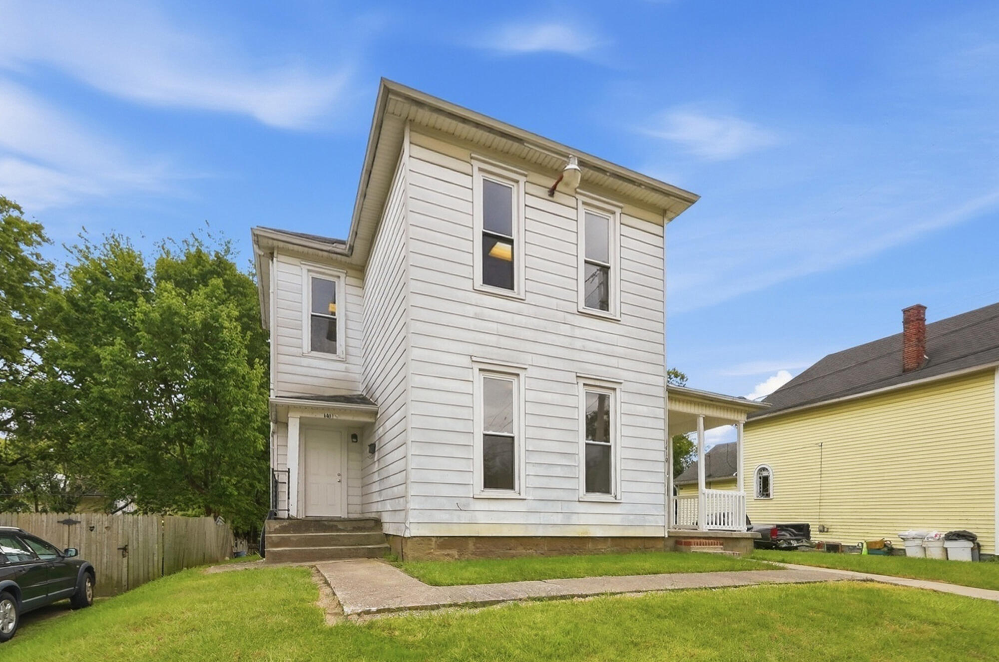 1419 Mound Street Property Photo 3