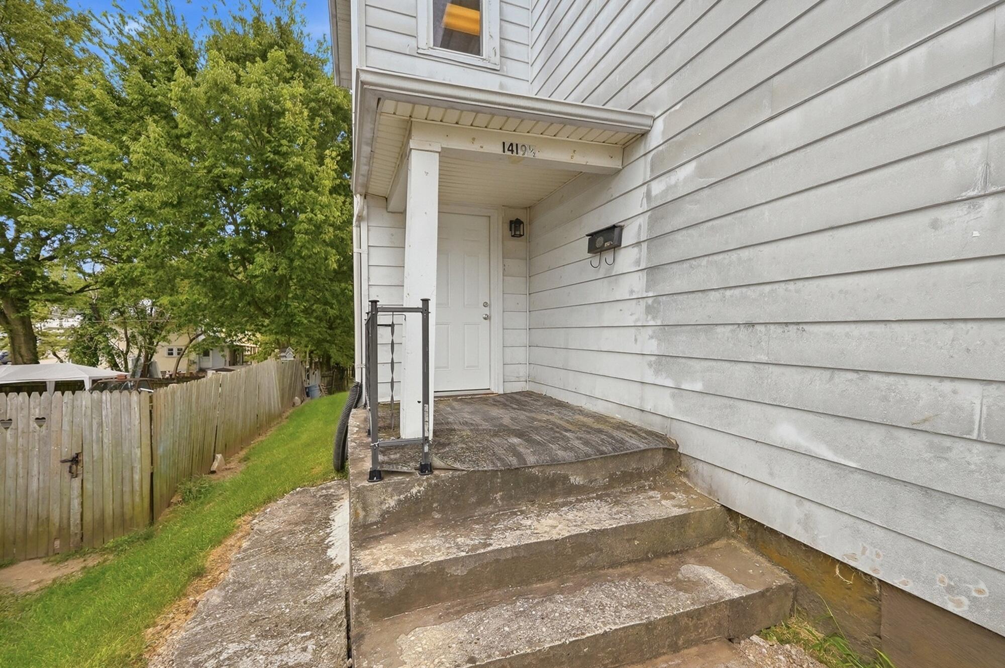 1419 Mound Street Property Photo 4