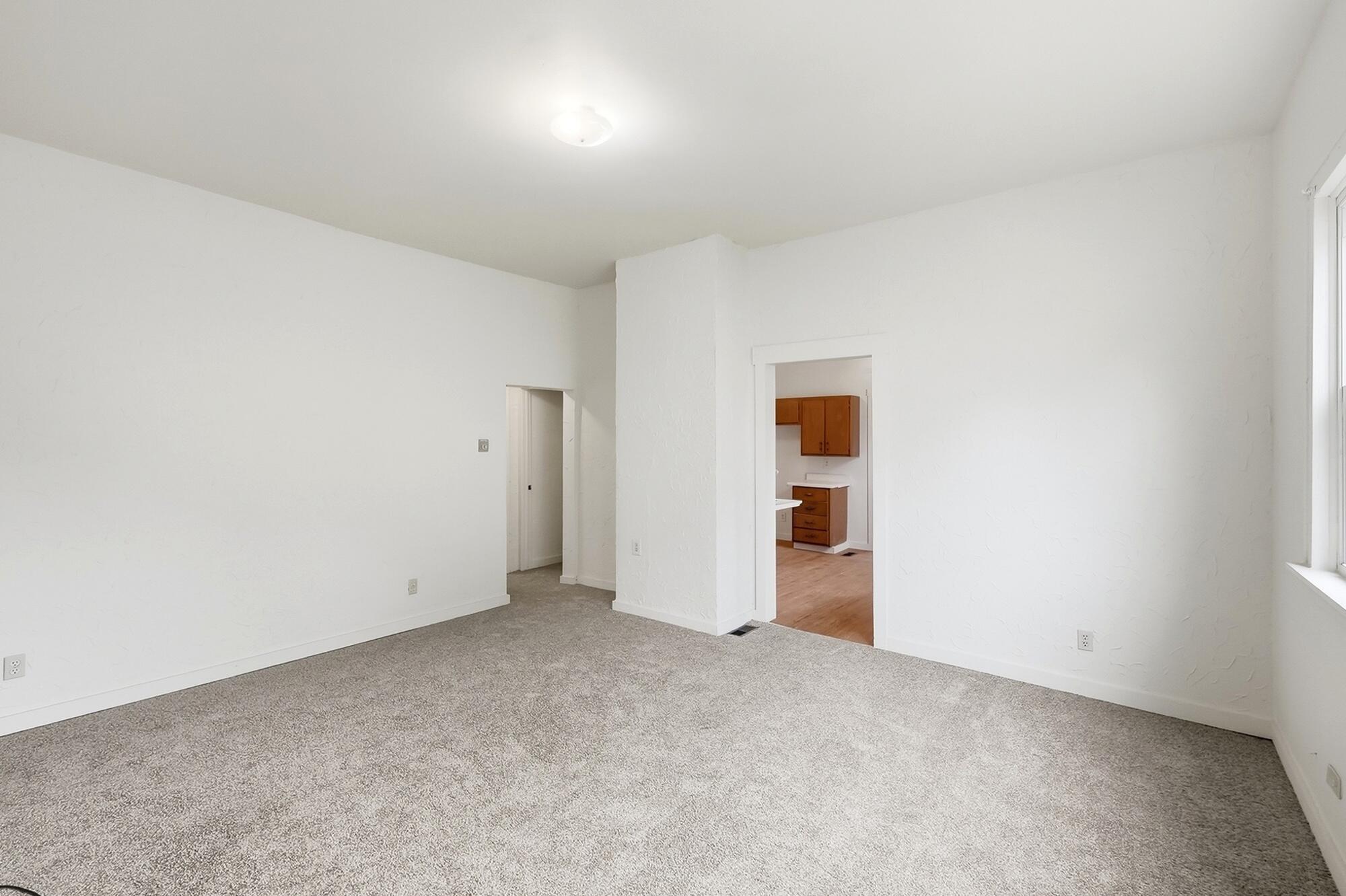 1419 Mound Street Property Photo 7