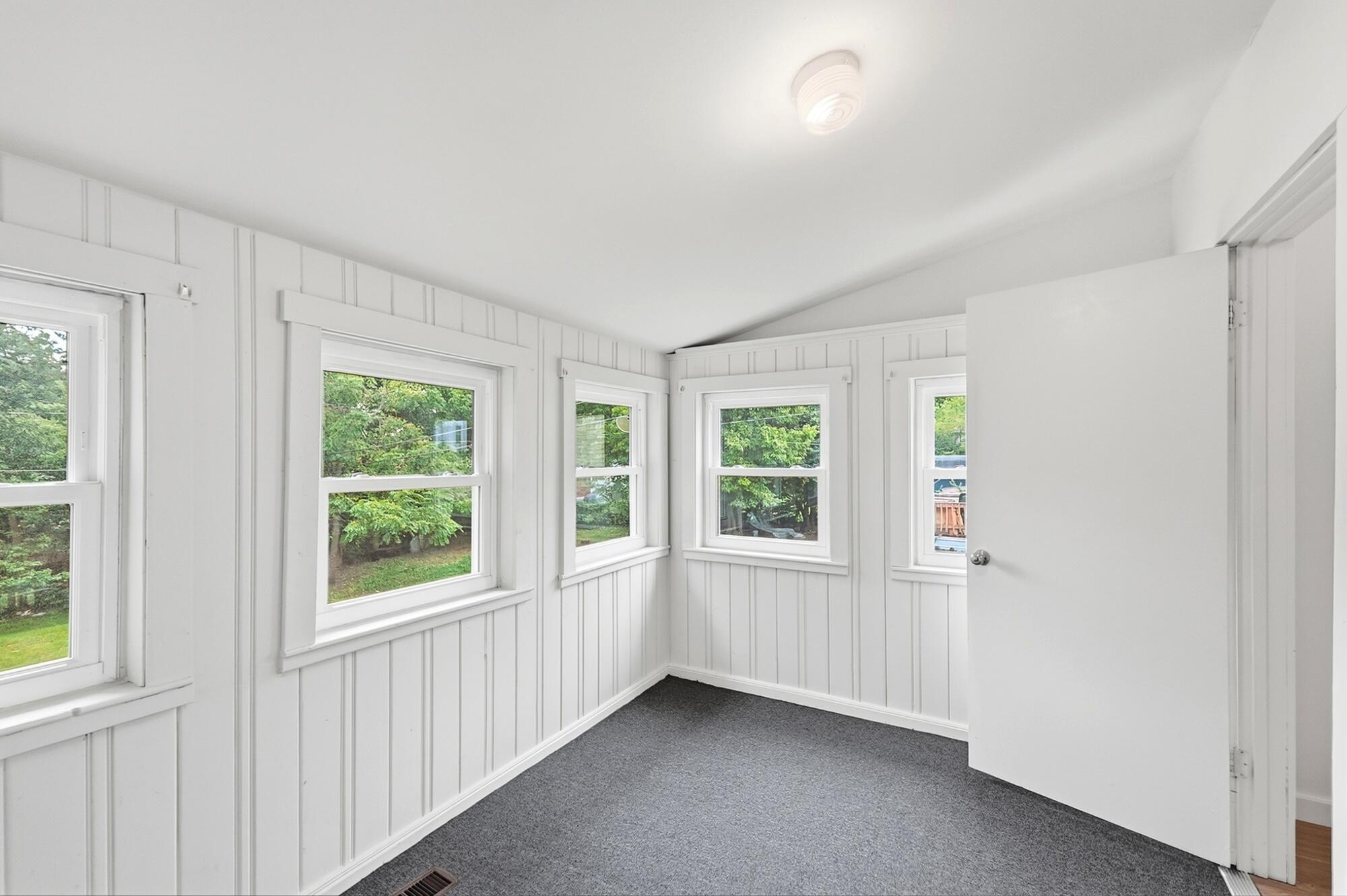 1419 Mound Street Property Photo 12