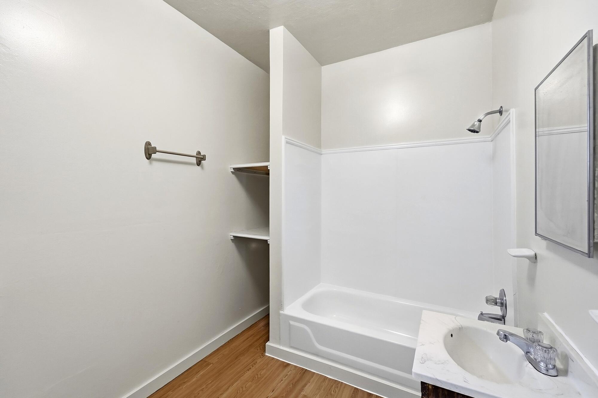 1419 Mound Street Property Photo 16