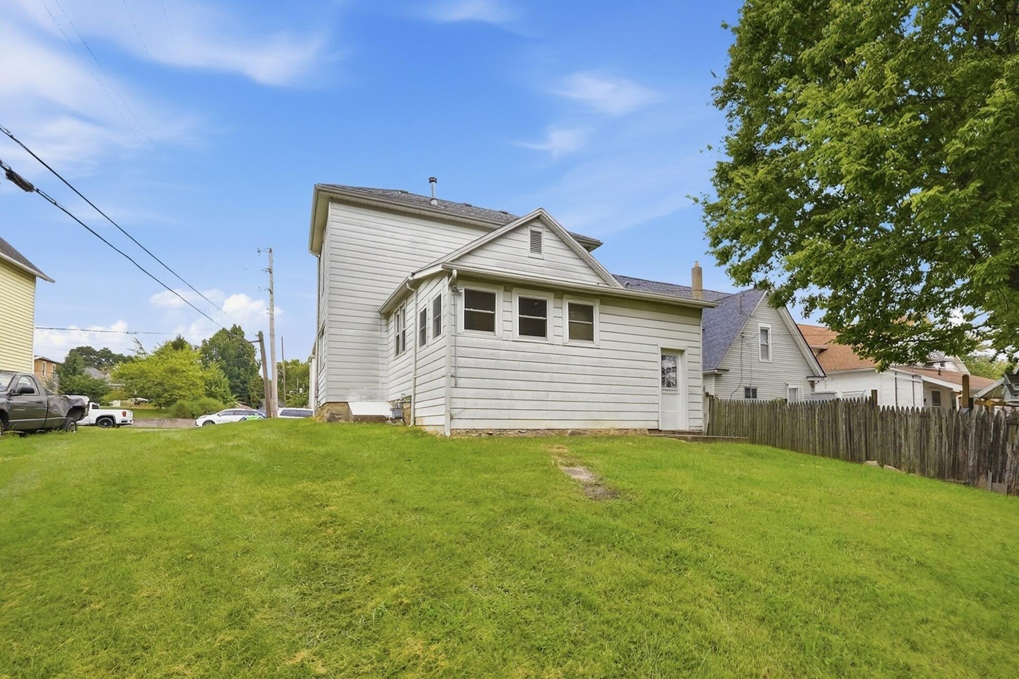 1419 Mound Street Property Photo 28