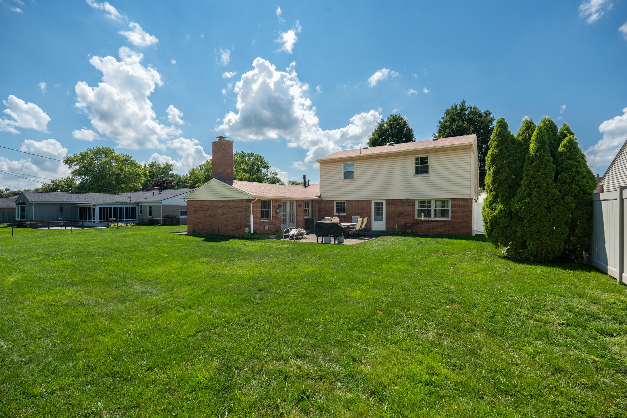 1145 Crestview Drive Property Photo 14