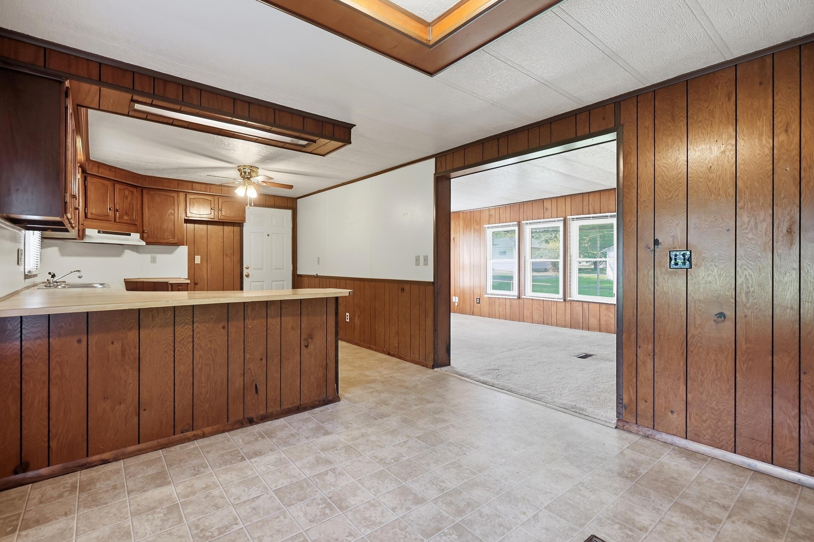 4748 Walker Street Property Photo 17