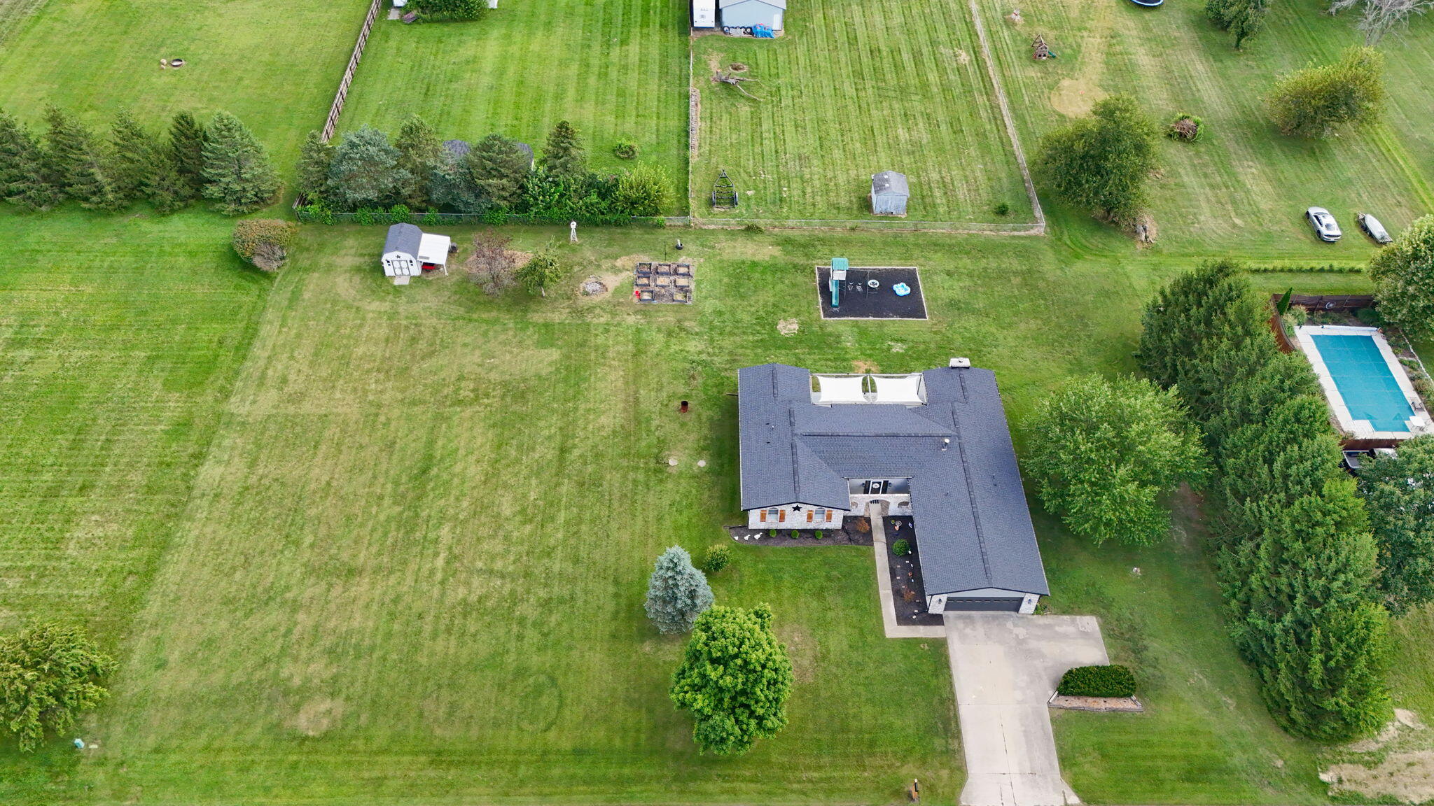 2470 Leon Lane Property Photo 40