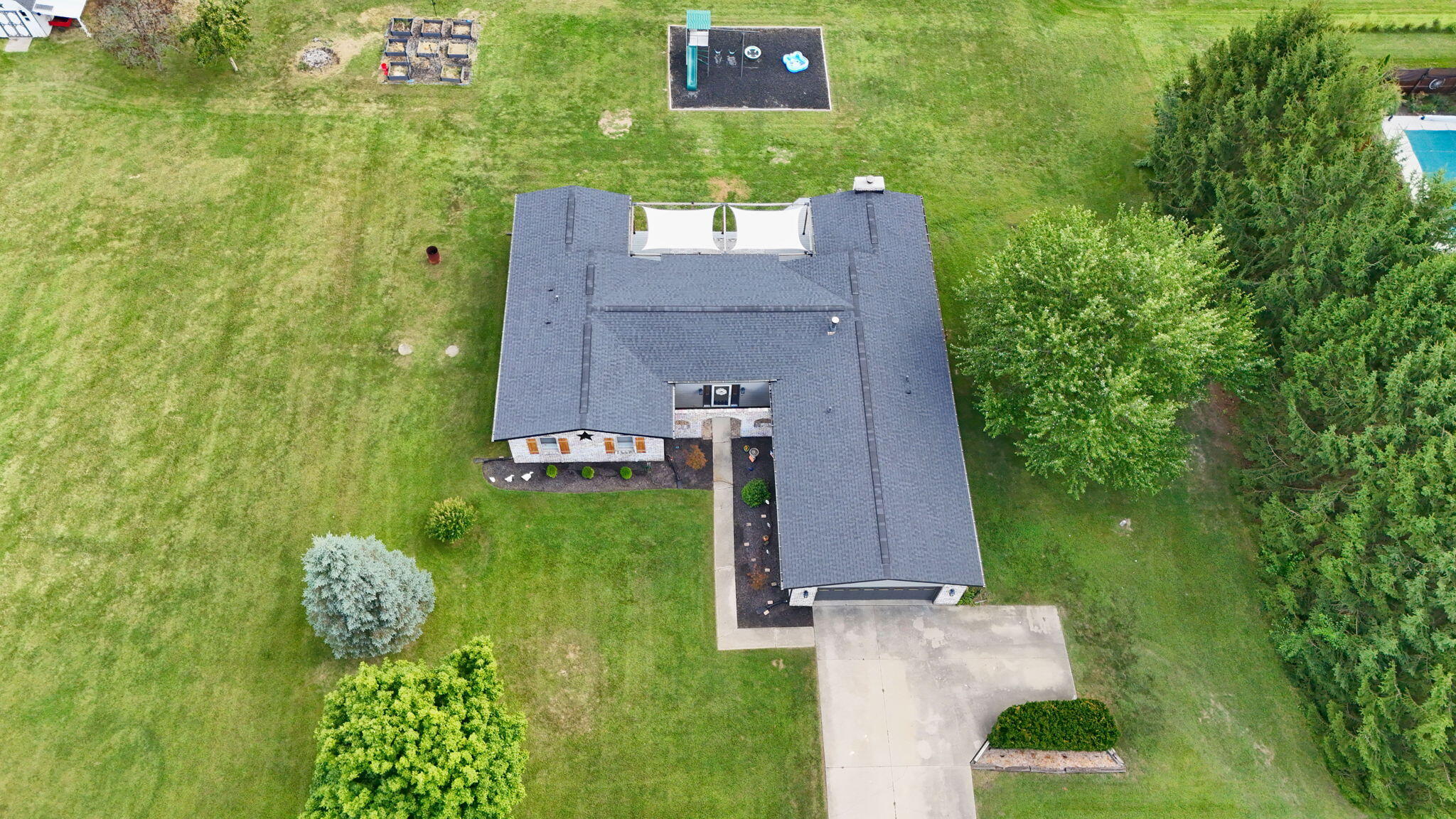 2470 Leon Lane Property Photo 42