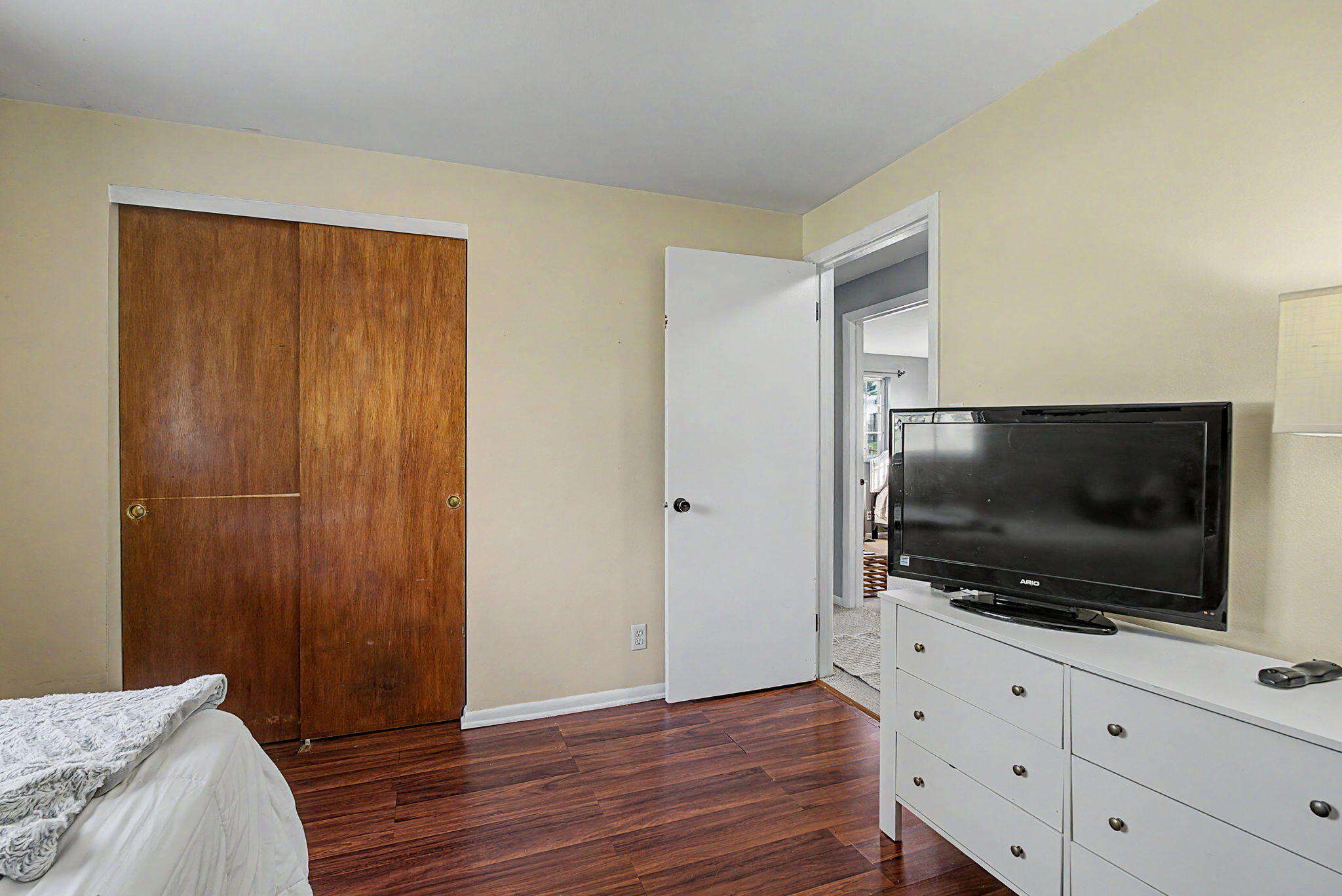 1154 Rona Parkway Drive Property Photo 37