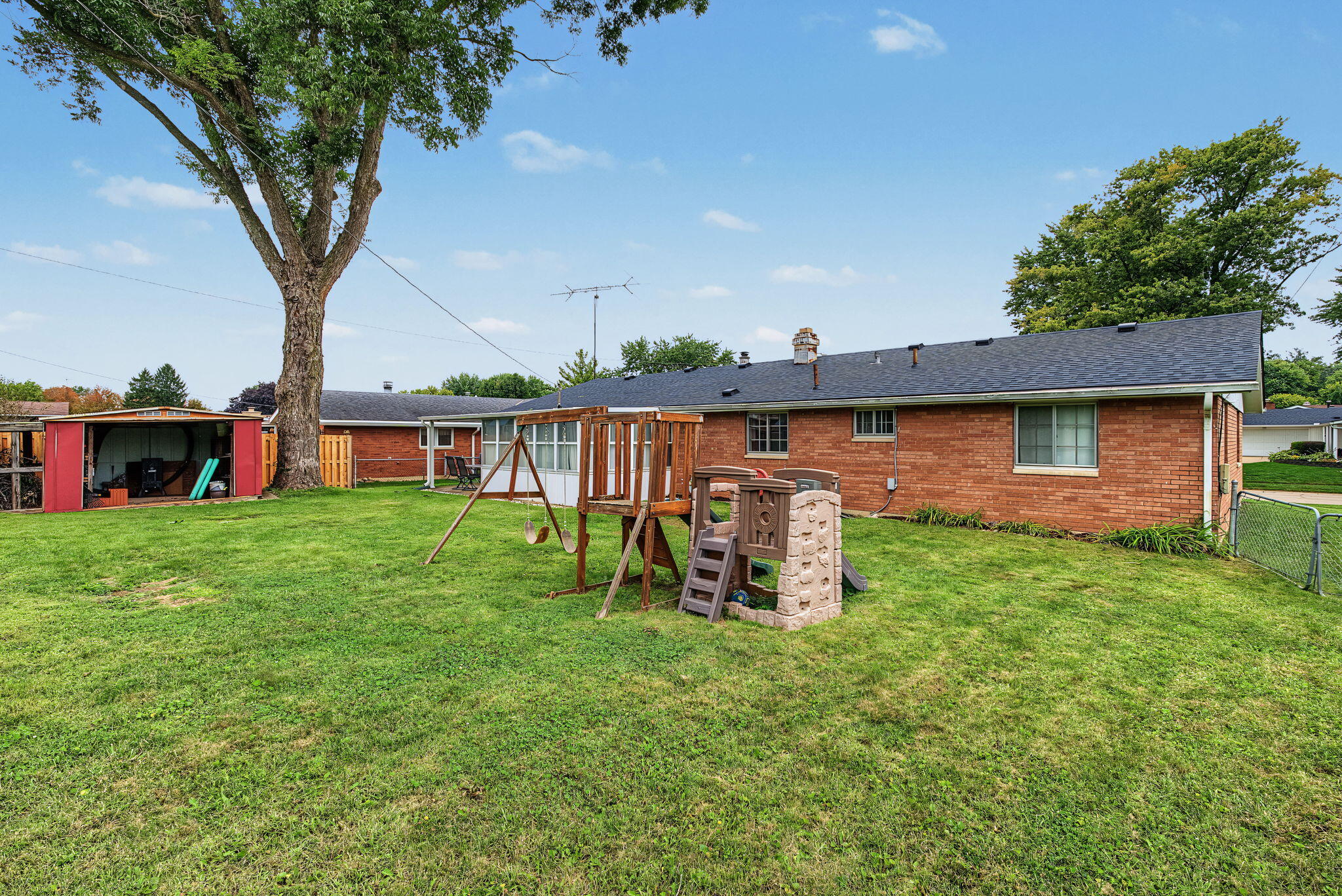 1154 Rona Parkway Drive Property Photo 44