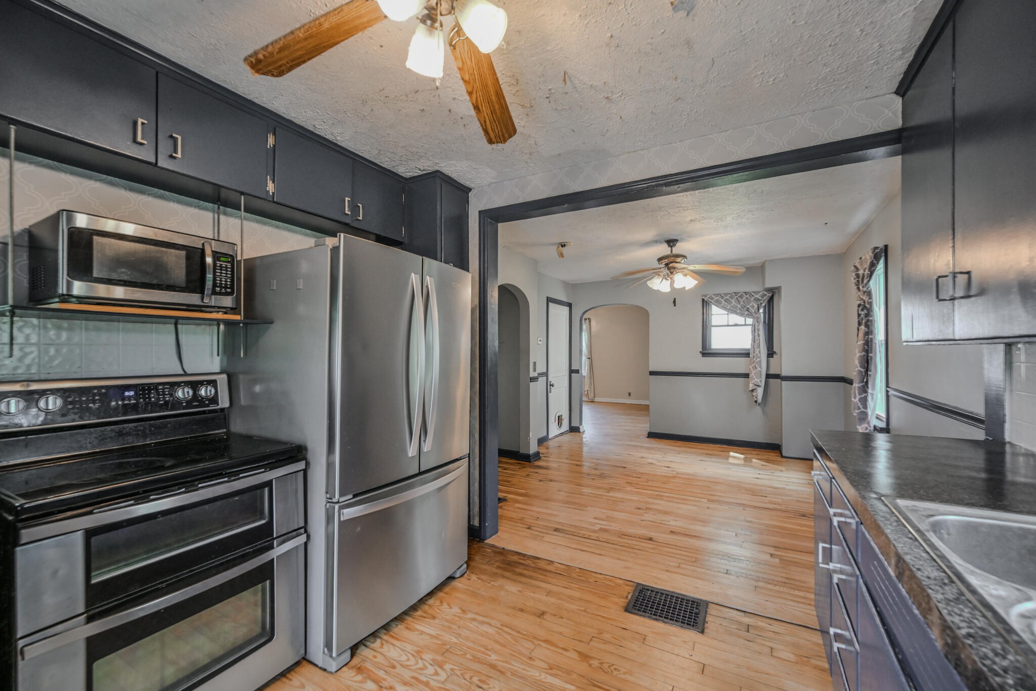 505 Sidney Street Property Photo 16