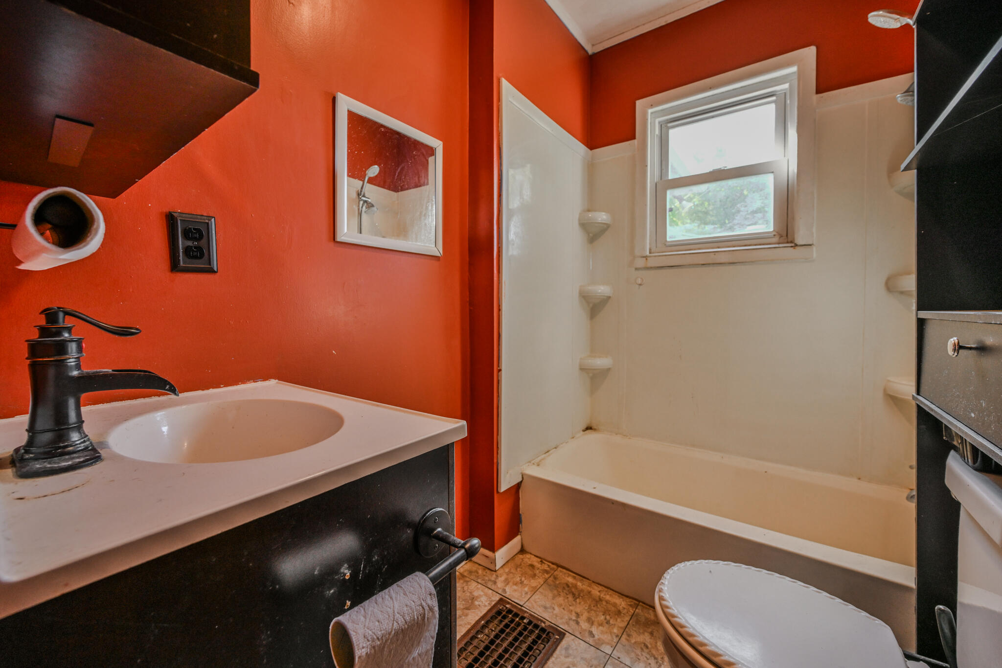 505 Sidney Street Property Photo 17