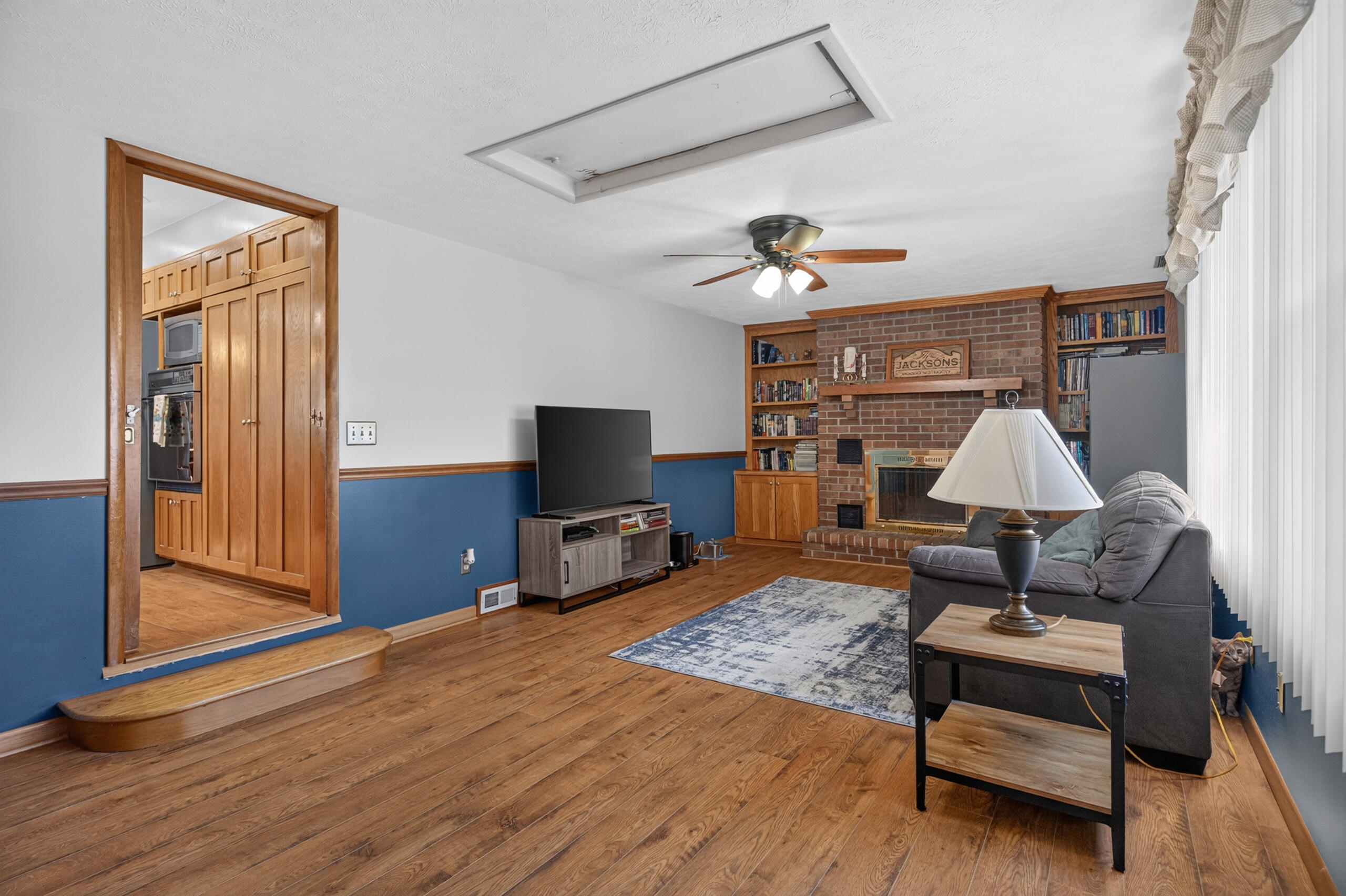 910 Miller Street Property Photo 22