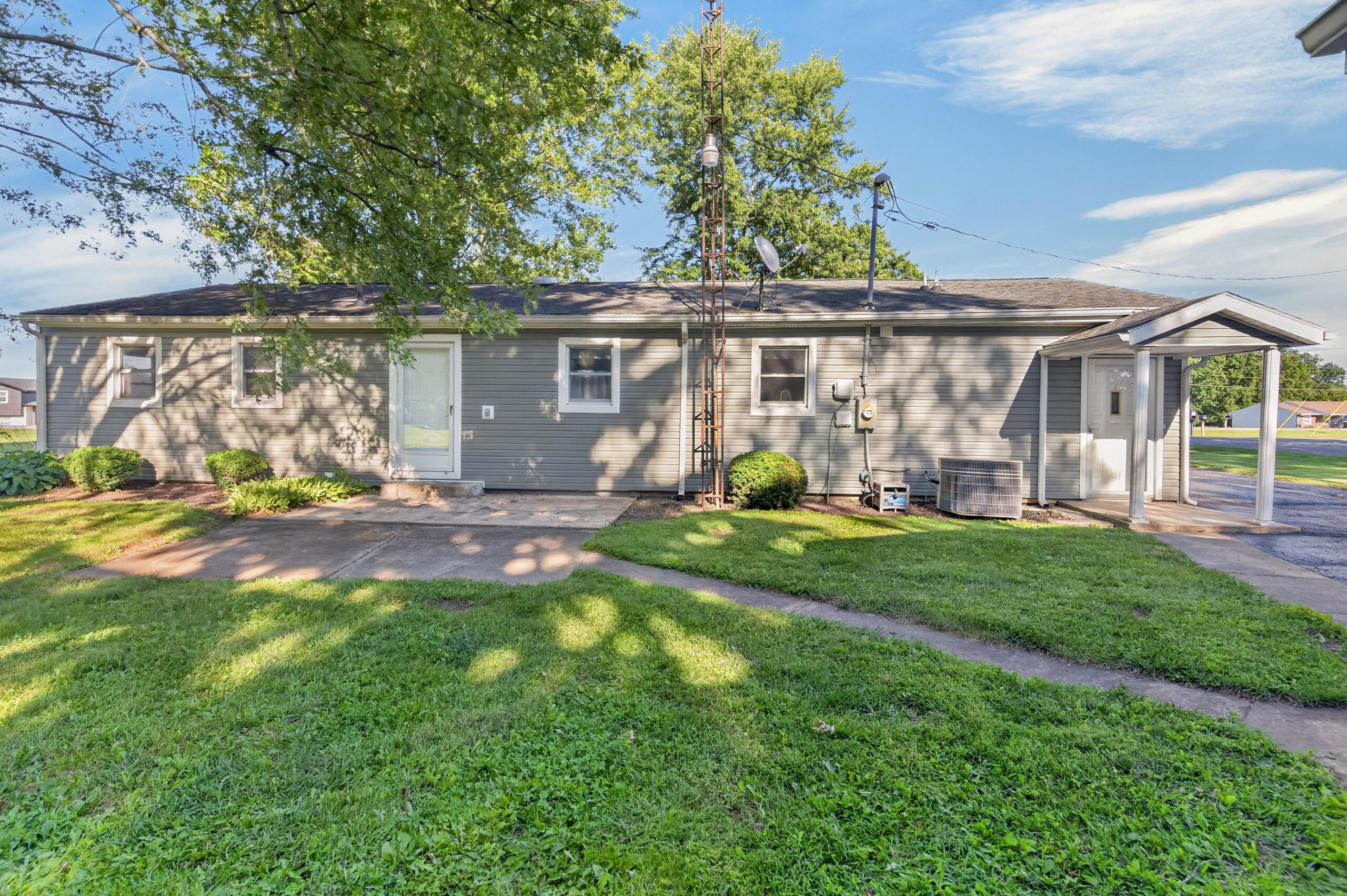 910 Miller Street Property Photo 40