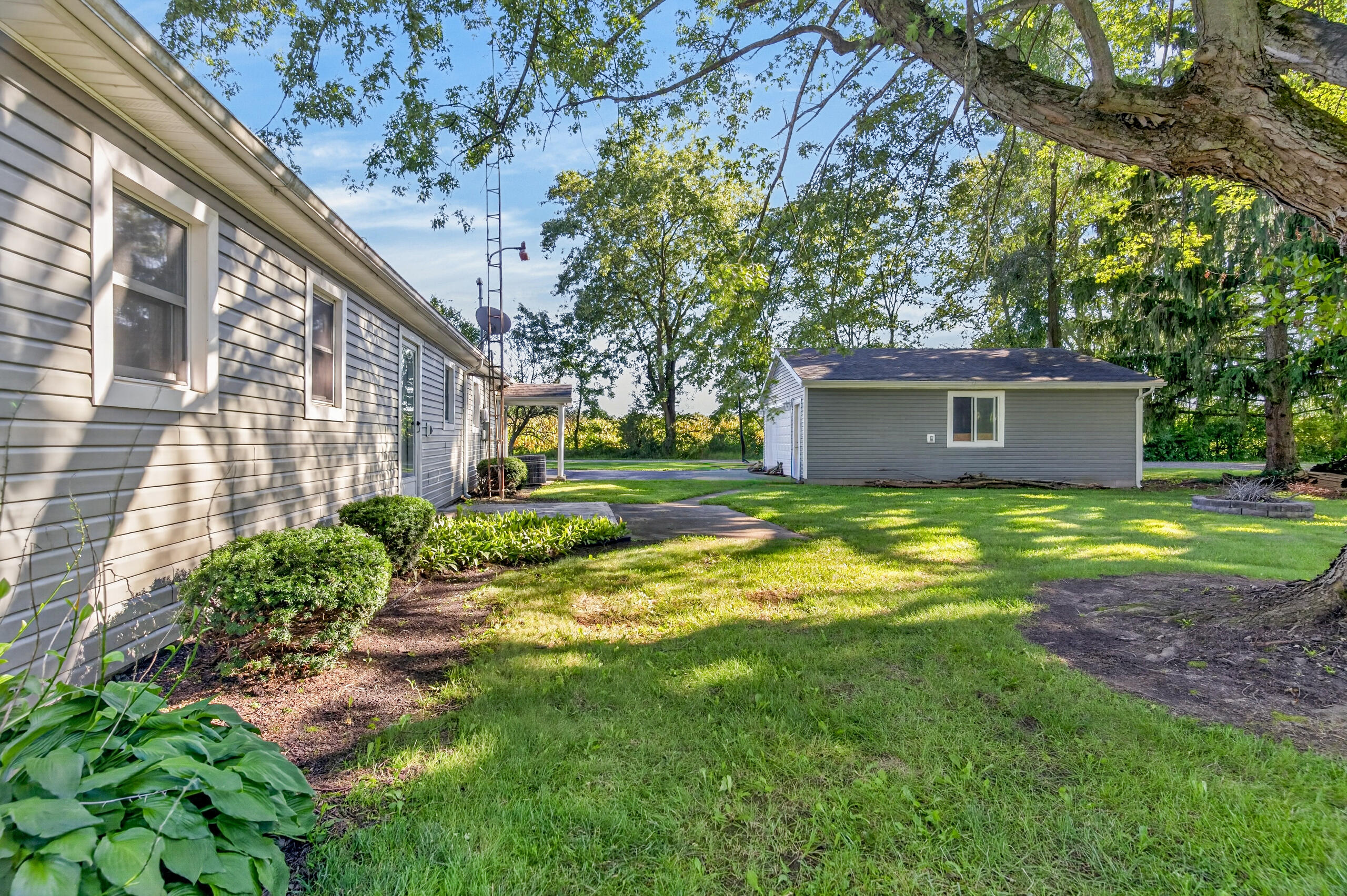 910 Miller Street Property Photo 43