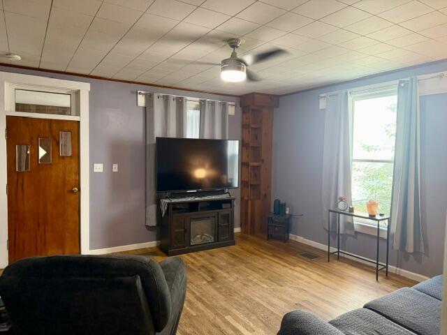 404 E Ward Street Property Photo 6
