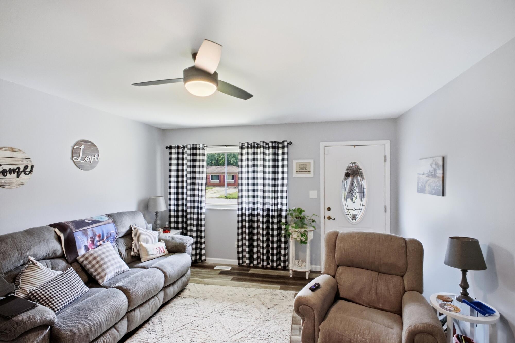 7335 Cosner Drive Property Photo 8