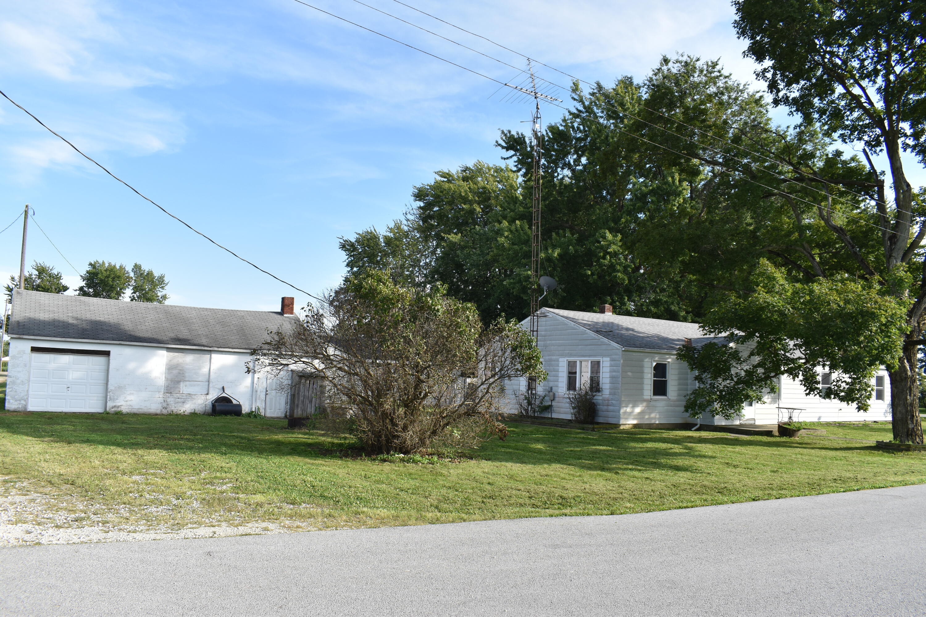 8668 Alpha Street Property Photo 1