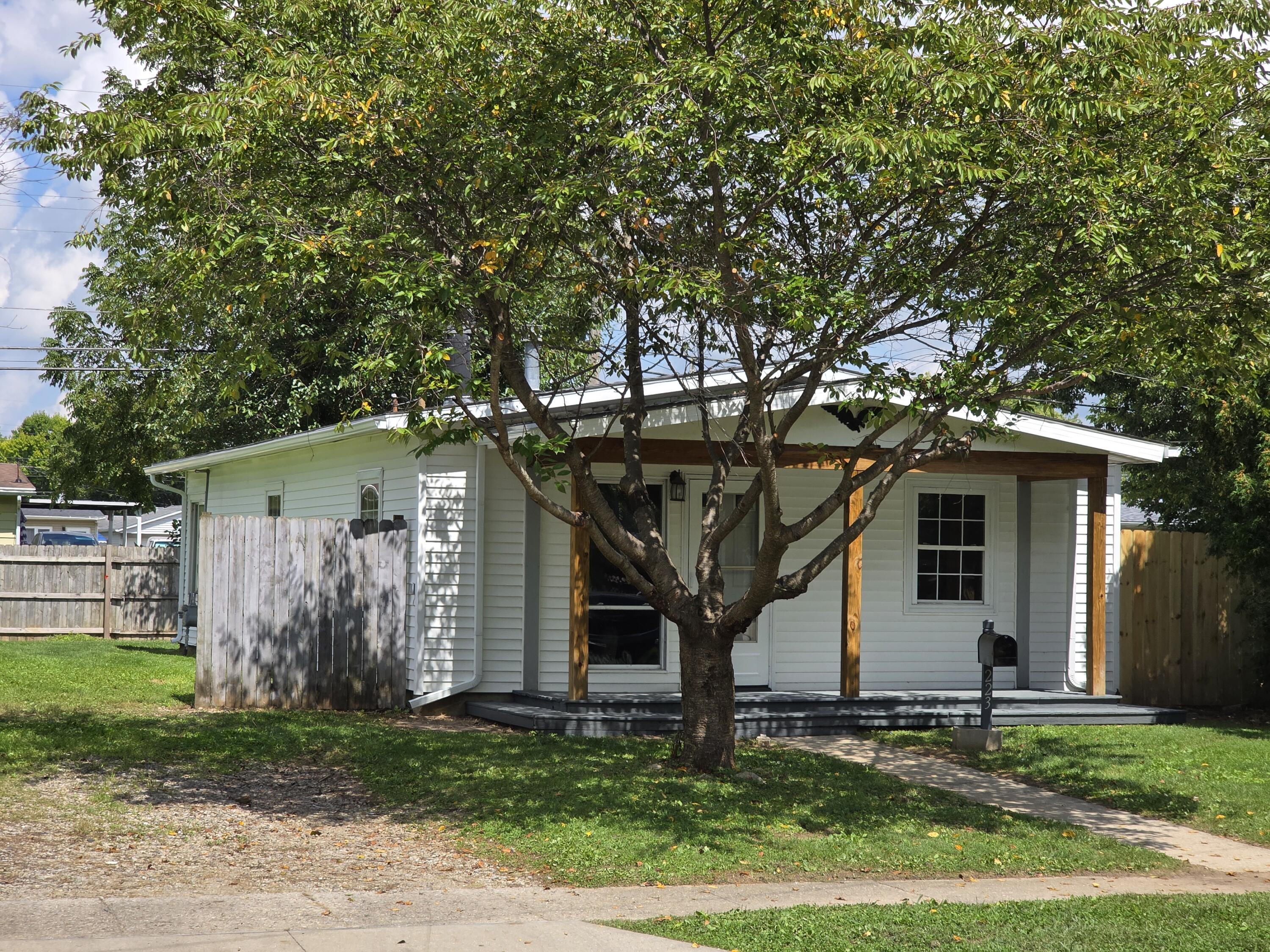 223 Prentice Drive Property Photo 4