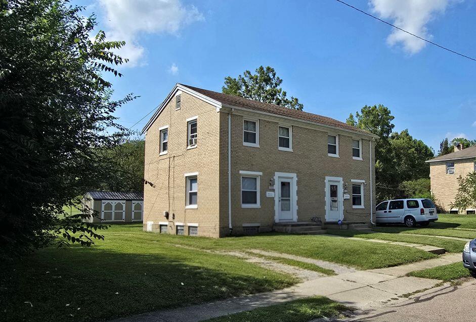 1309-1311 W Cedarview Drive Property Photo 2