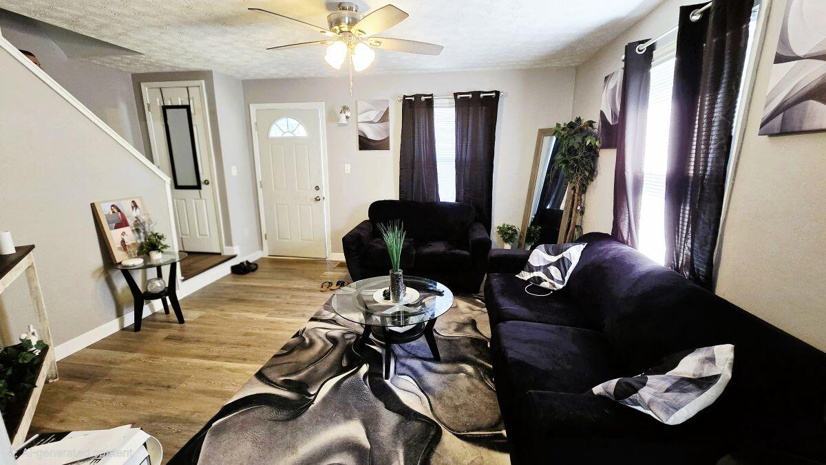 1309-1311 W Cedarview Drive Property Photo 5
