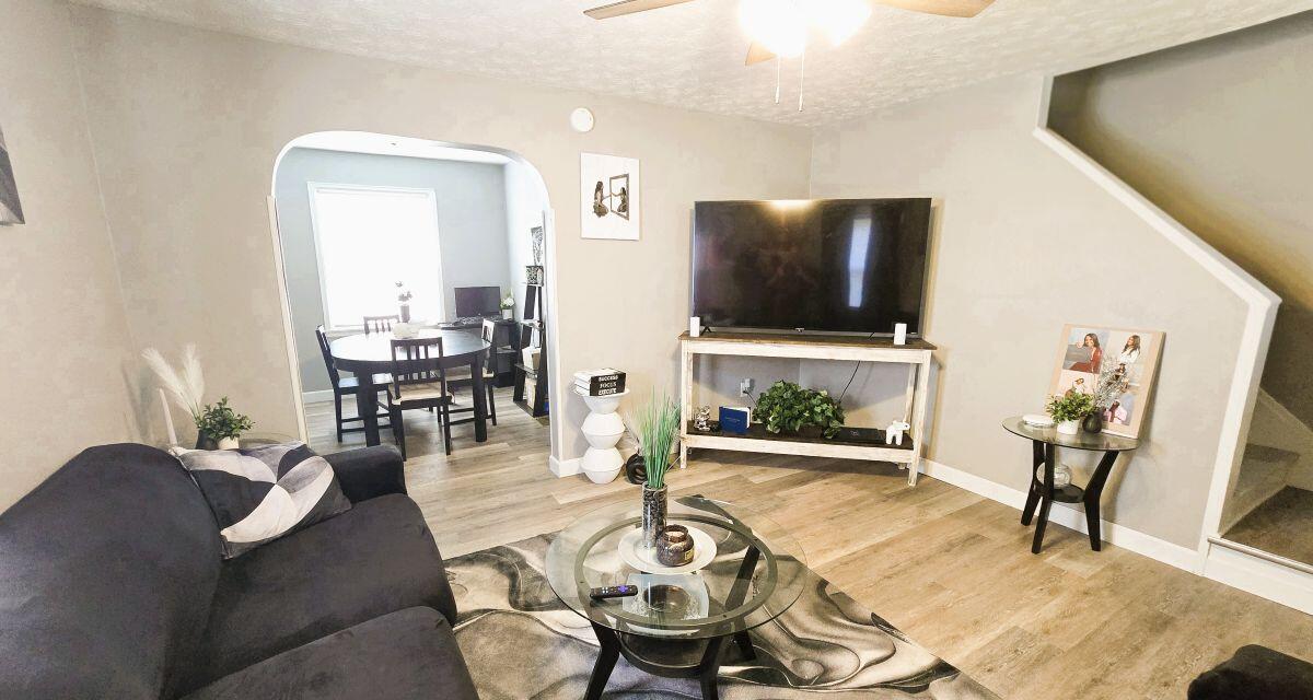 1309-1311 W Cedarview Drive Property Photo 6