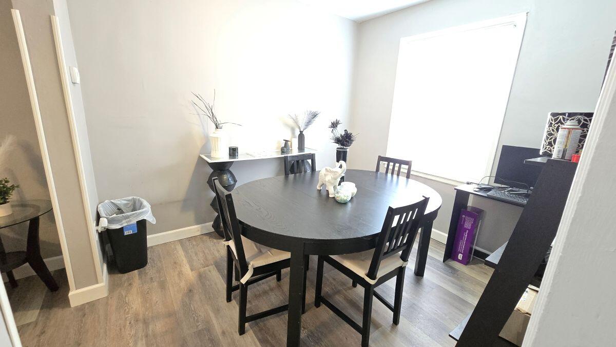 1309-1311 W Cedarview Drive Property Photo 8