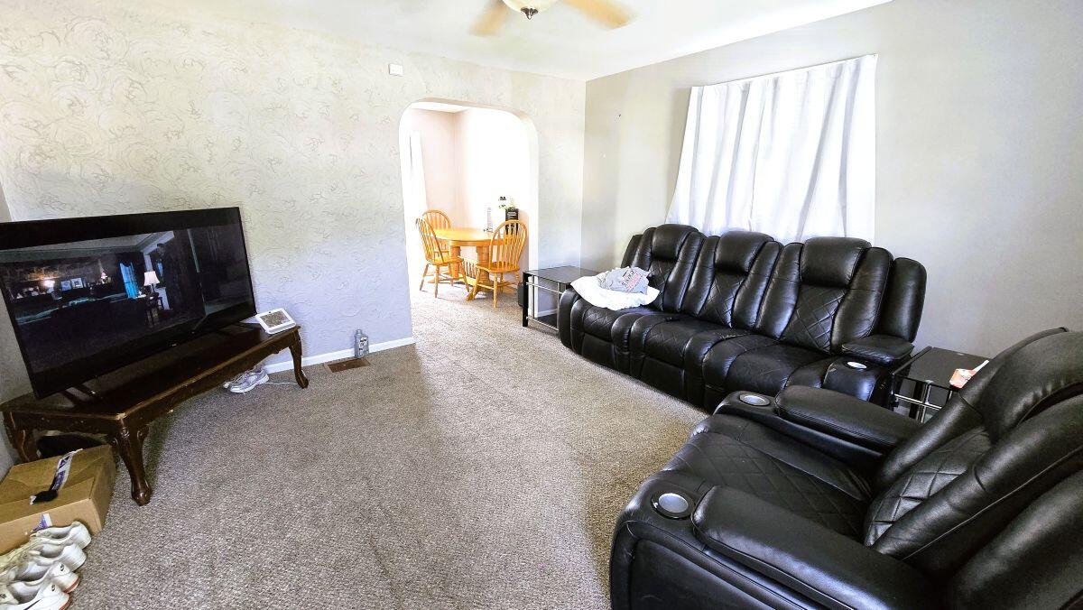1309-1311 W Cedarview Drive Property Photo 25