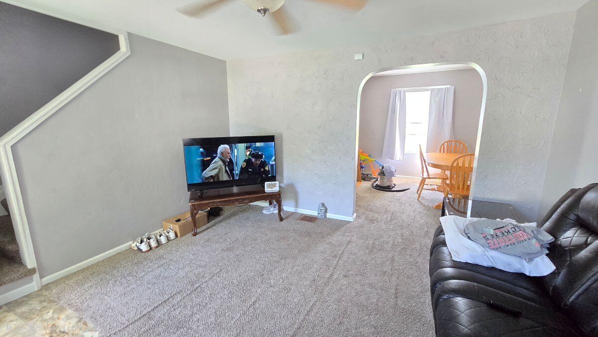 1309-1311 W Cedarview Drive Property Photo 27