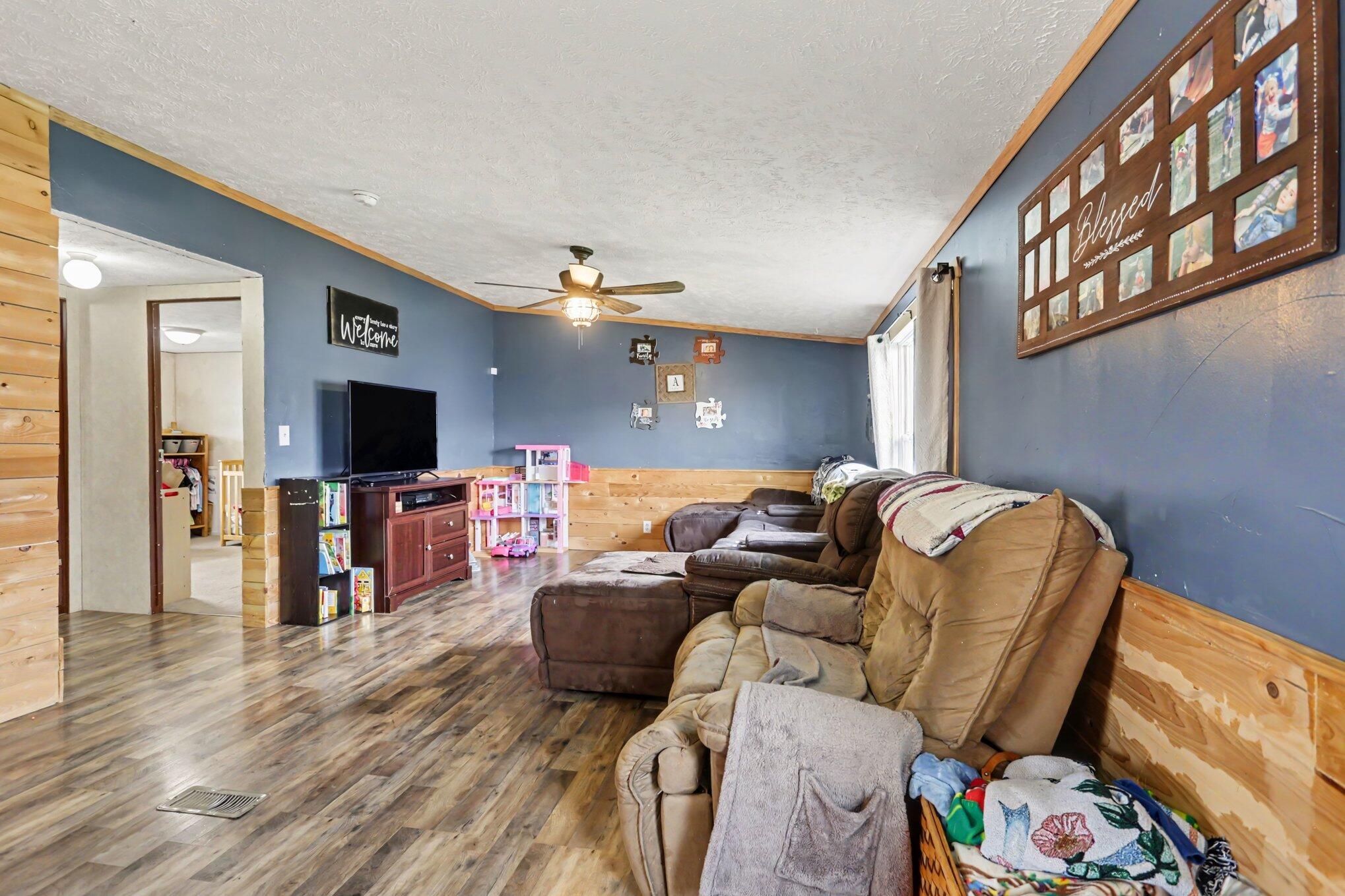 33175 Fields Road Property Photo 7