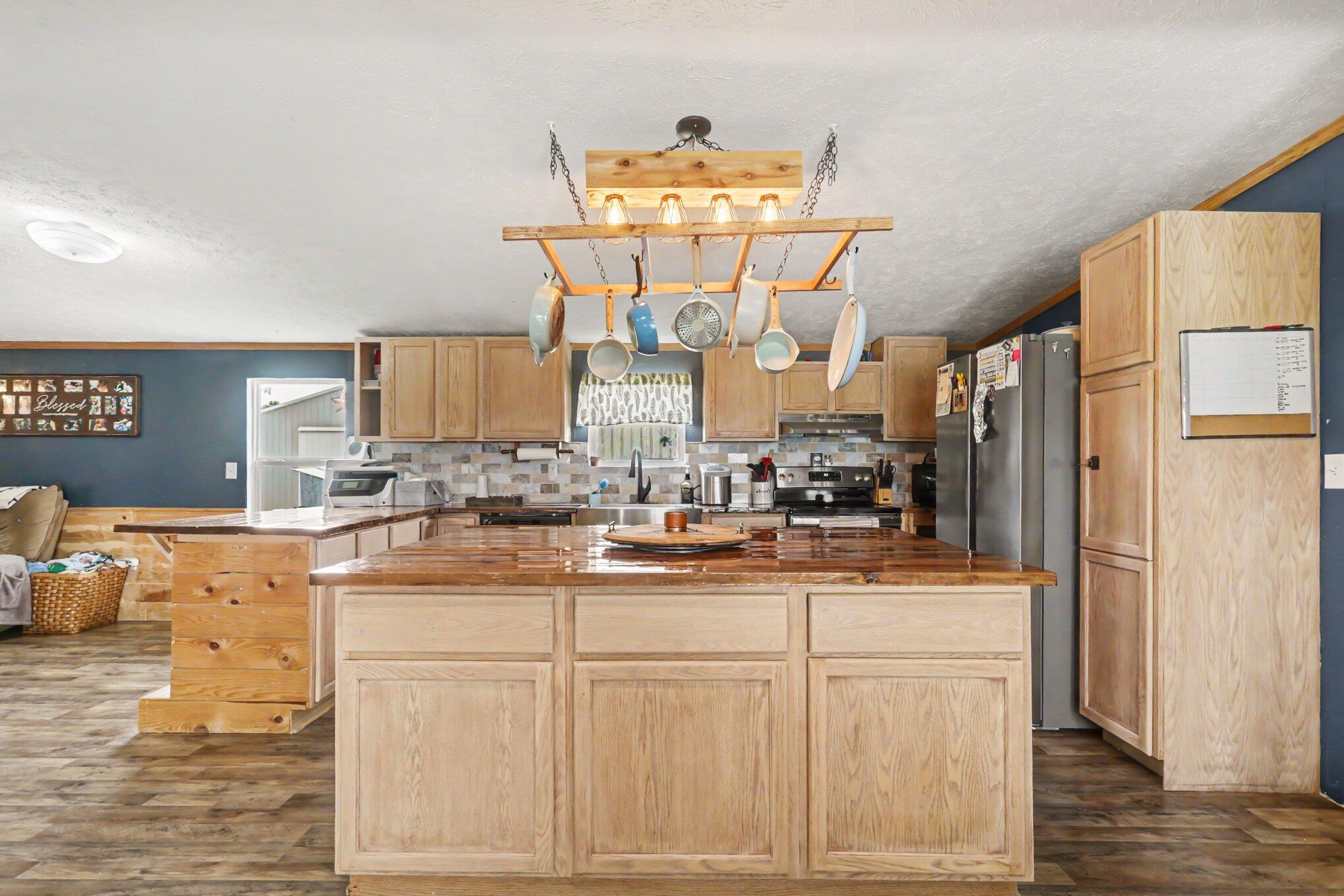 33175 Fields Road Property Photo 11