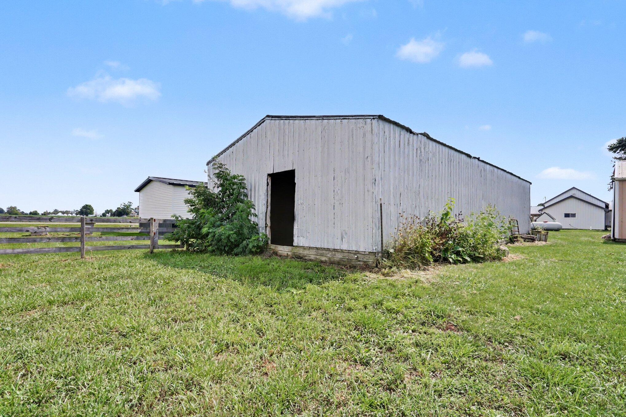 33175 Fields Road Property Photo 28