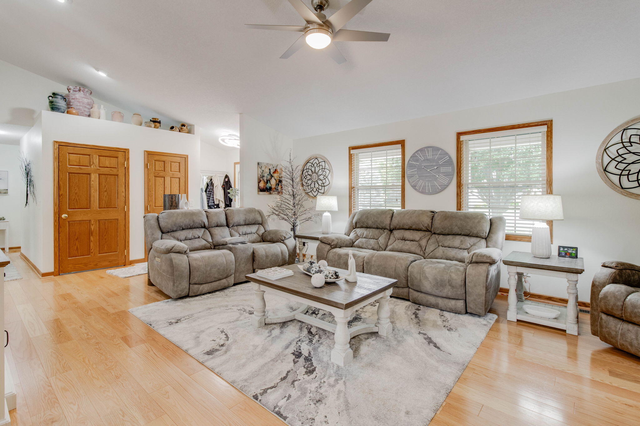 1417 Apache Trail Property Photo 8