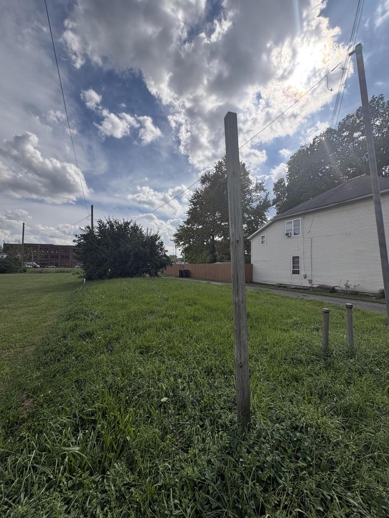 240 E Main Street Property Photo 13