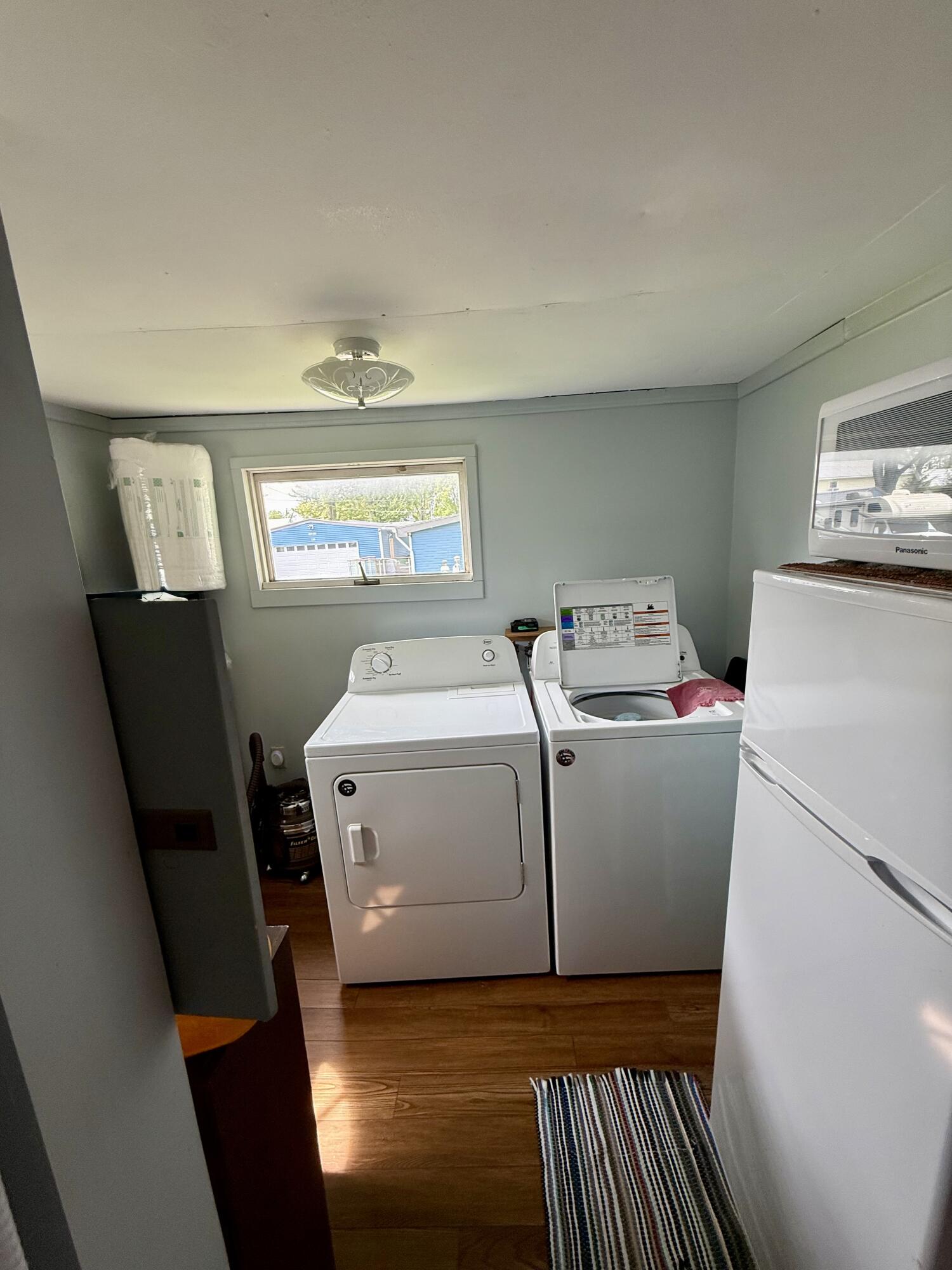 244 E Warden Street Property Photo 8