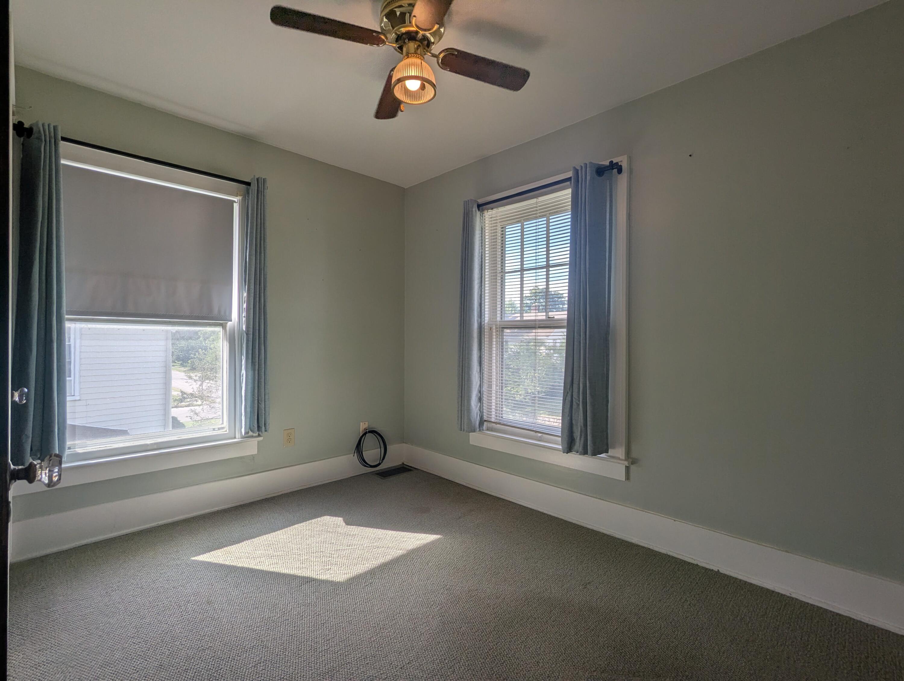 111 E 1st Street Property Photo 11